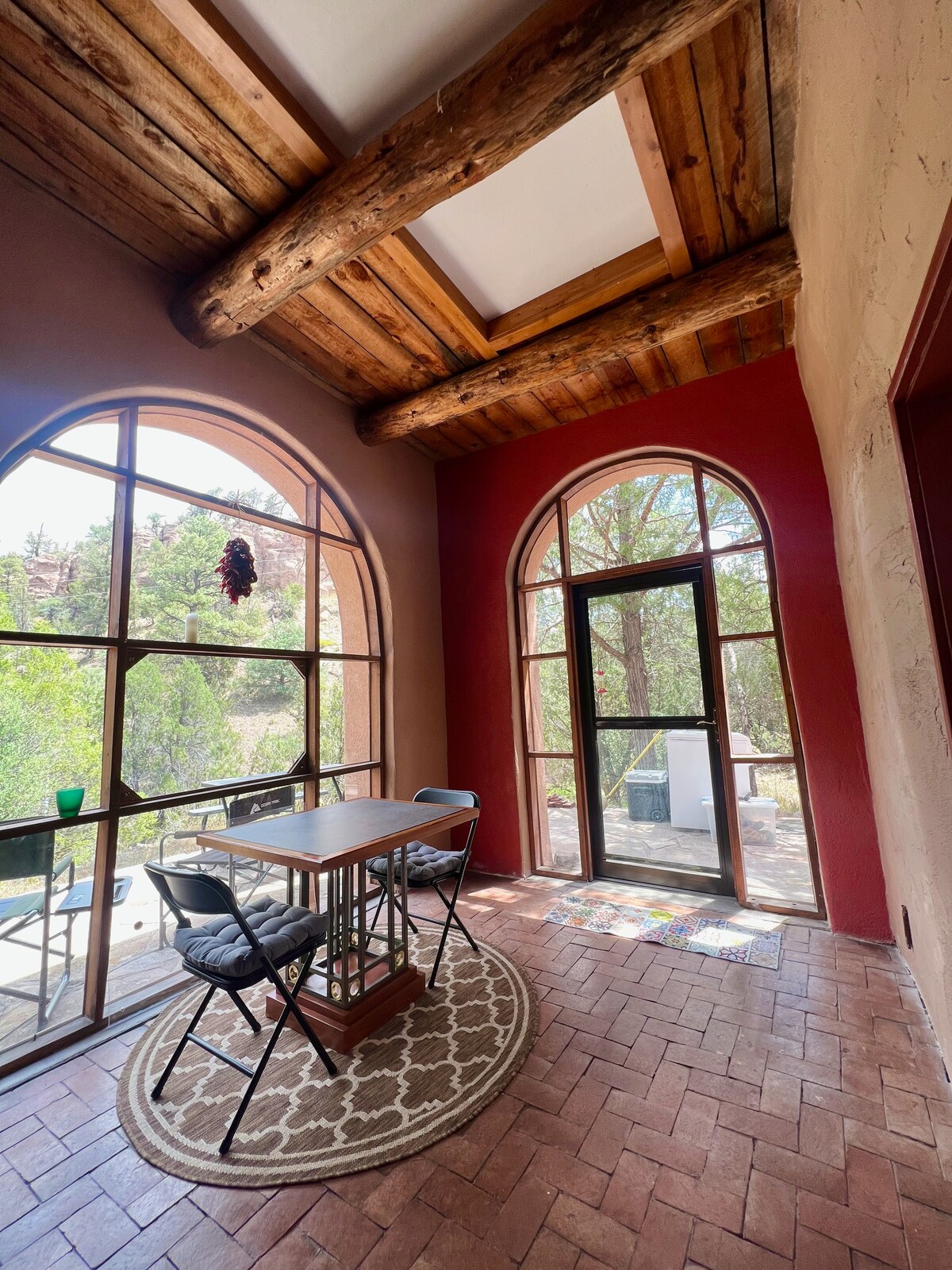 Lake Roberts Adobe Mountain Retreat in the Gila Houses for Rent in