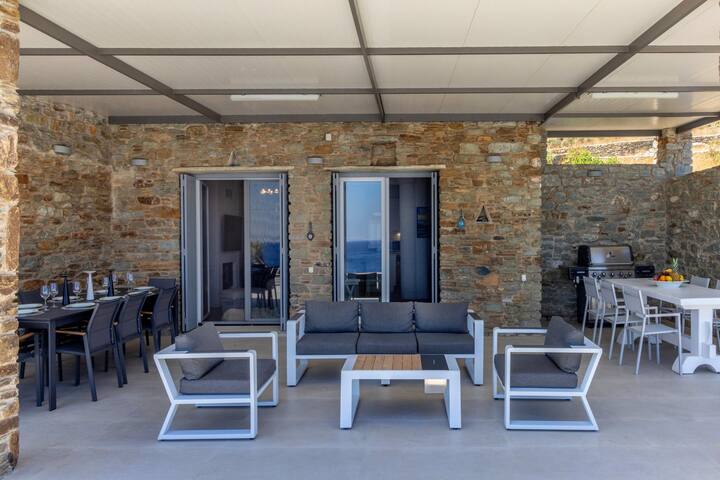 Aegean Whispers Sea Front Villa in Tinos gallery image 4