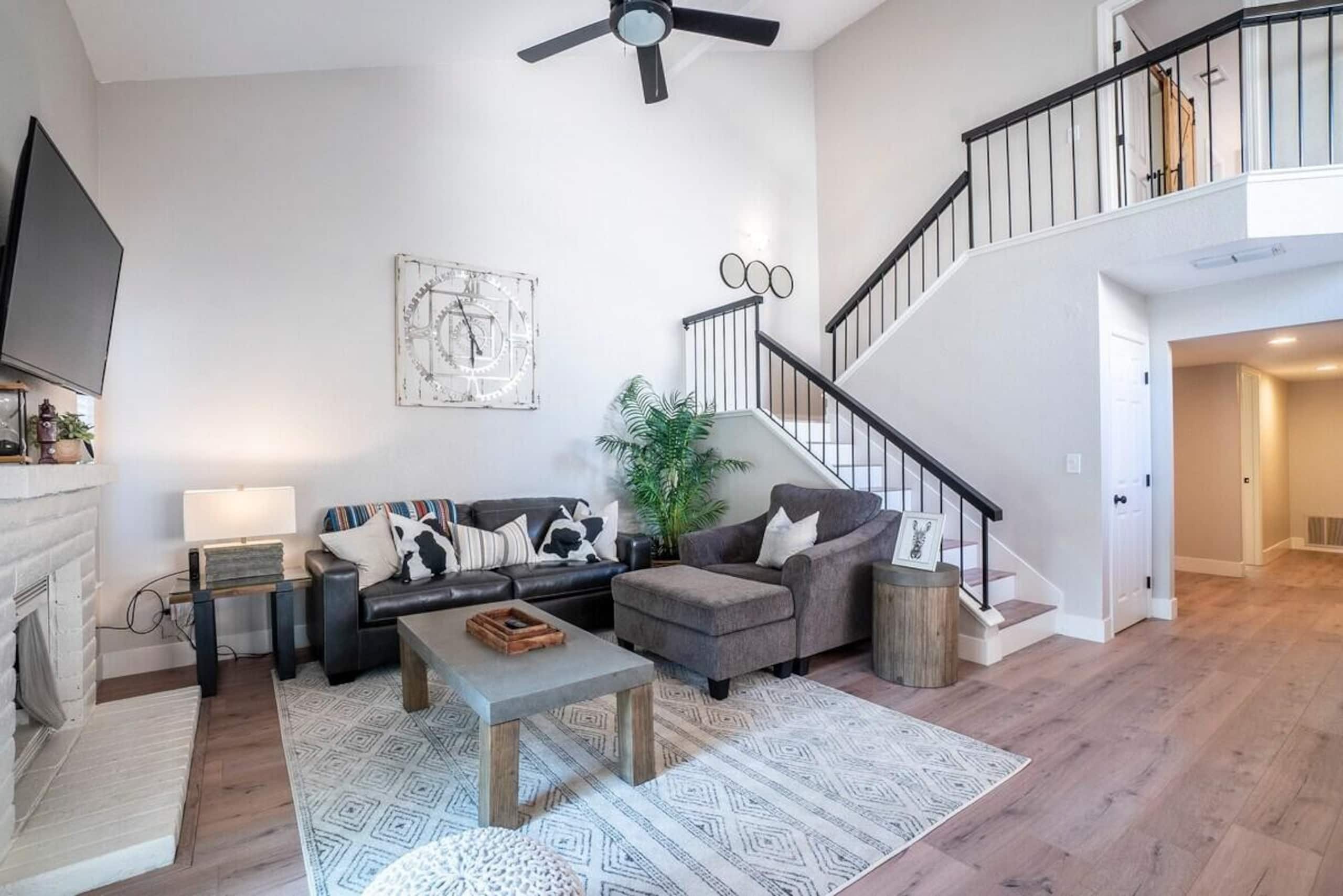 Charming Sacramento Home Near Downtown & I-80 - Photo 7