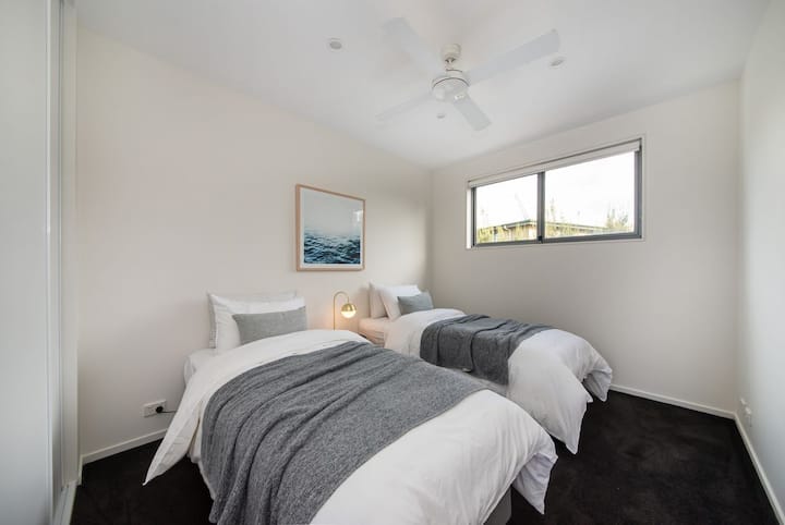 חדר שינה יחיד 