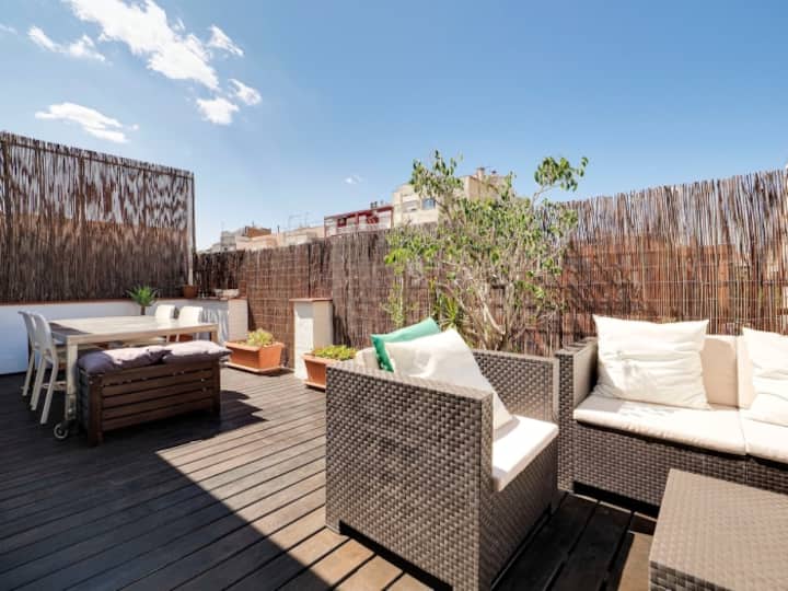 Penthouse With A Private Terrace In Barcelona. - Barcelona