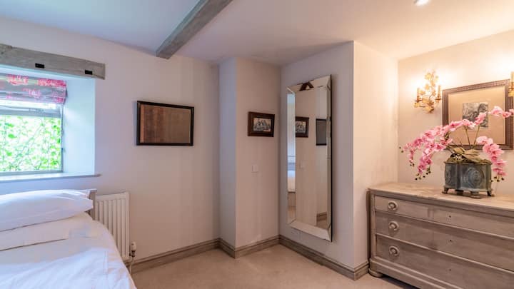 Dhoma e dytë e gjumit, vilë fshati Sixpenny, Bolthole Retreats