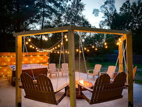 HOT TUB | Game Room | Indoor Playground|Sleeps 16