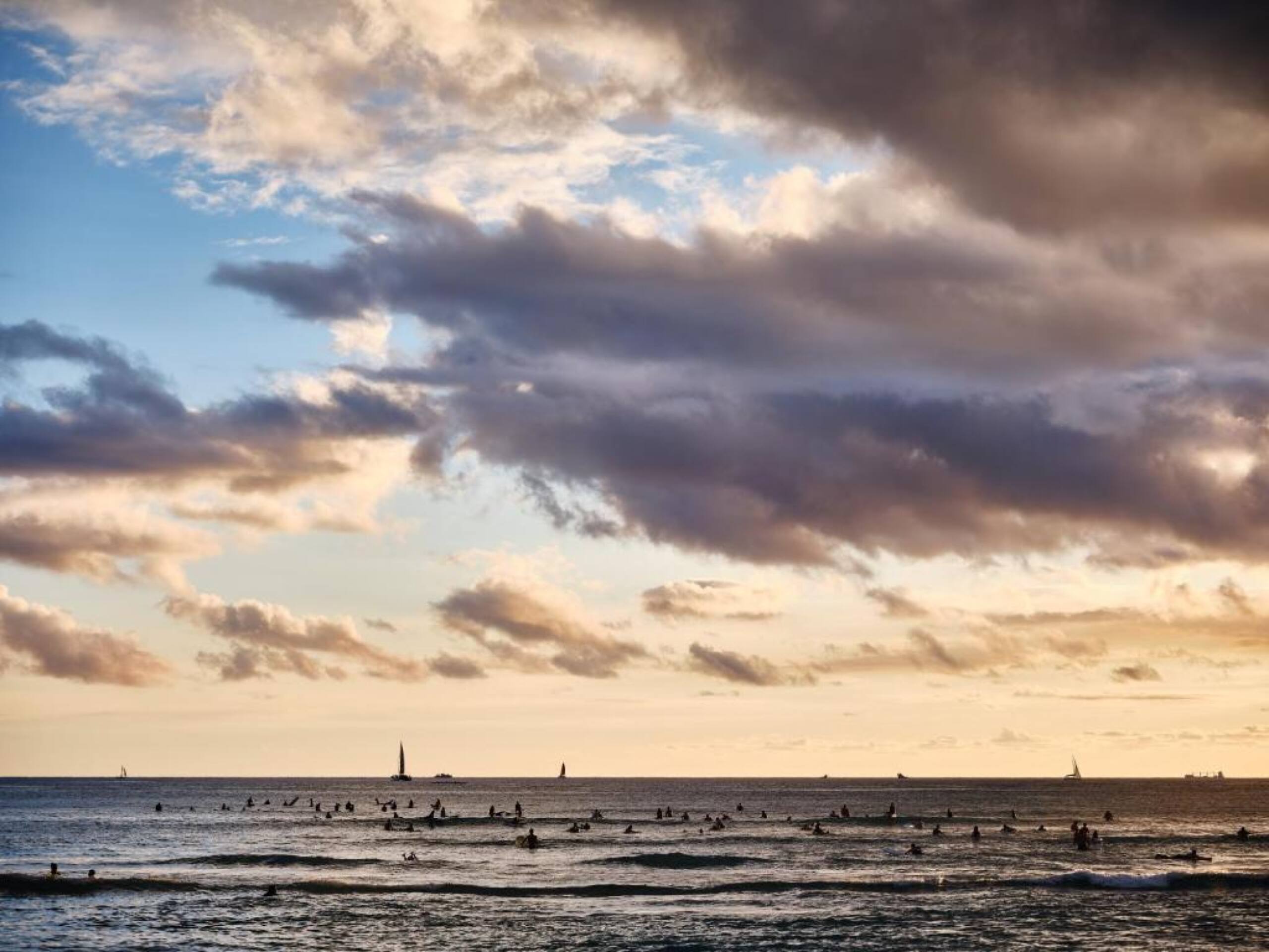 Hotel in Honolulu · ★4.84 · 1 bedroom · 1 bed · 1 shared bath - Image 18