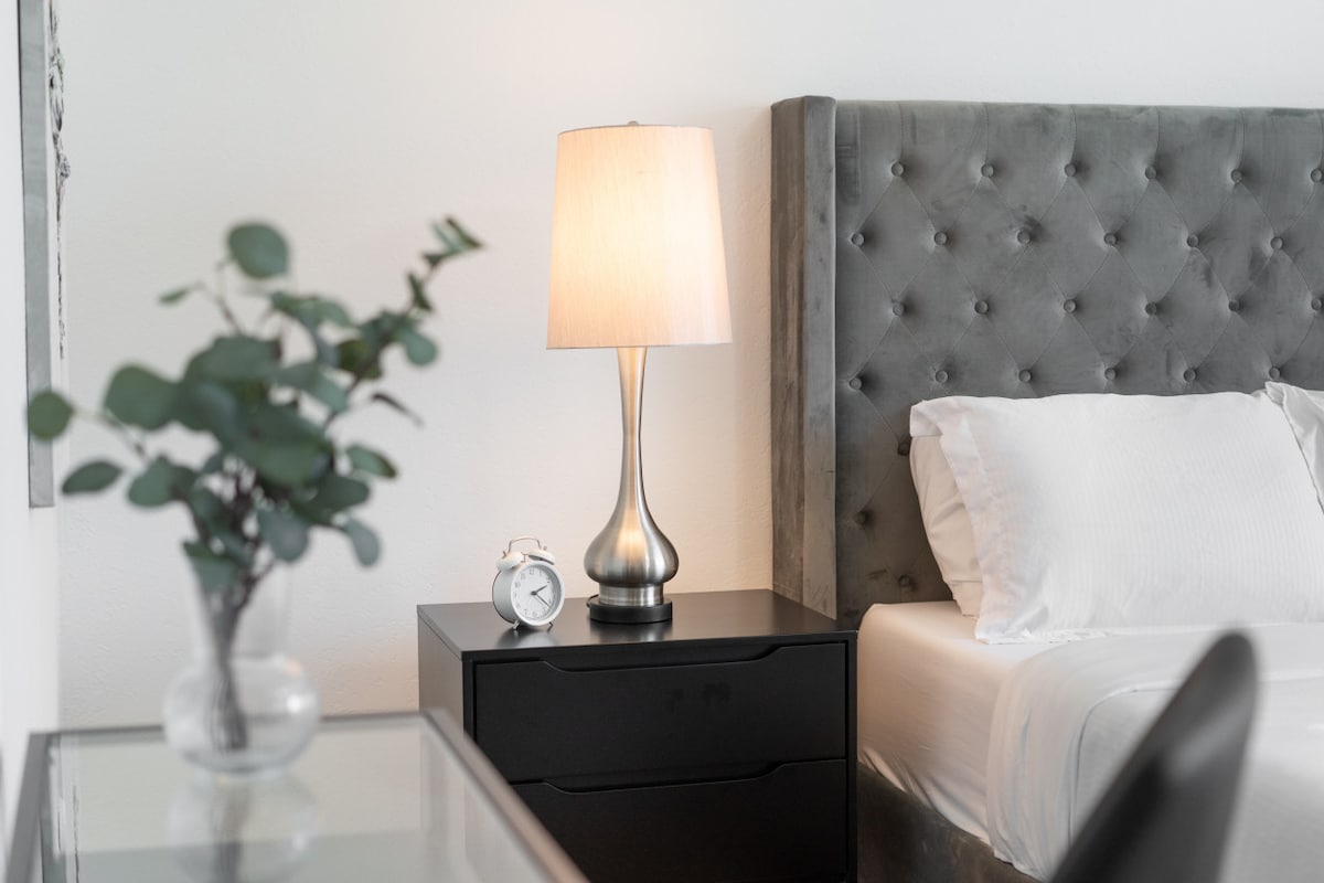 חדר שינה -- הצגת סיור וירטואלי בתלת - ממד בנכס כאן: https://tinyurl.com/4hz9297z