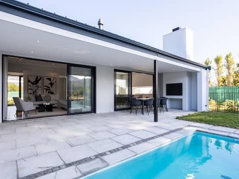 Pearl Valley Golf Estate, Golf Villa 710