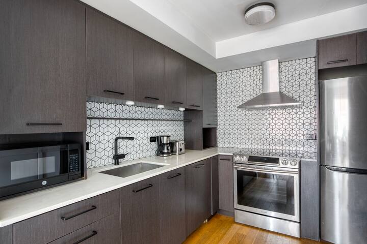 Blueground | E Village, elevator, nr Union Square gallery image 5