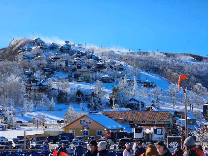 1mile To Slopes! The Big Le-bear-ski. 4600' High! - Beech Mountain, NC