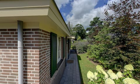 Popular Airbnb listing: Villa de IJsvogel | 8 people in Centrum Voorthuizen