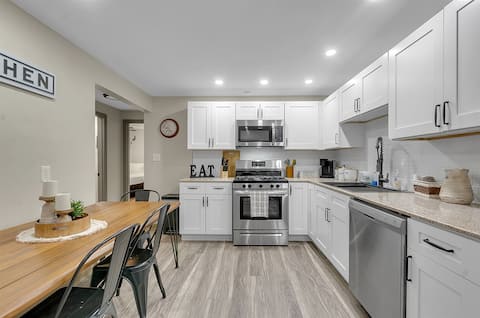 Family-Friendly 7BR Home with Game Room