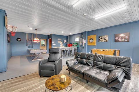 Big family? 7 bedrooms with game room