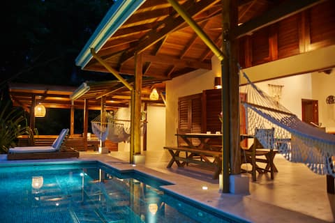Villa Paraíso w/ pool and AC-15 min from Punta Uva
