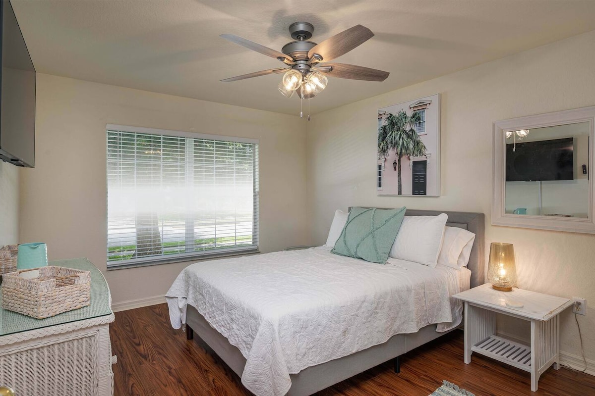 Chumba cha kulala 4. Kitanda cha Malkia.