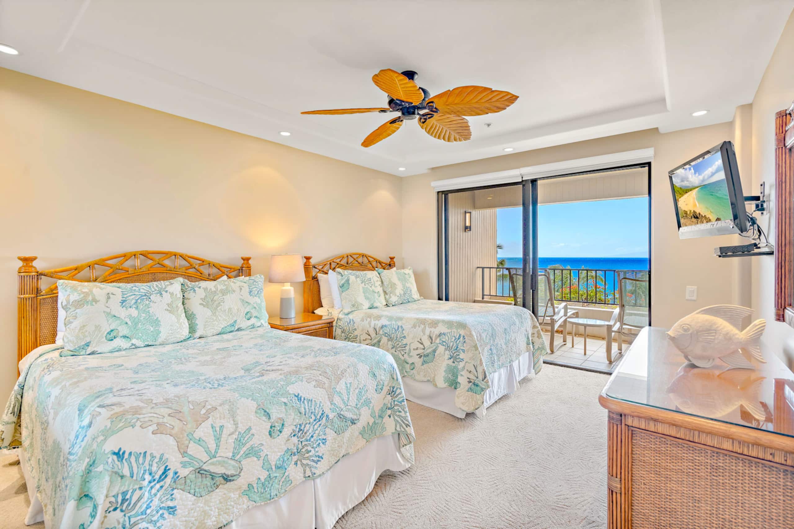 Condo in Lahaina · ★4.88 · 3 bedrooms · 5 beds · 2 shared baths - Image 25