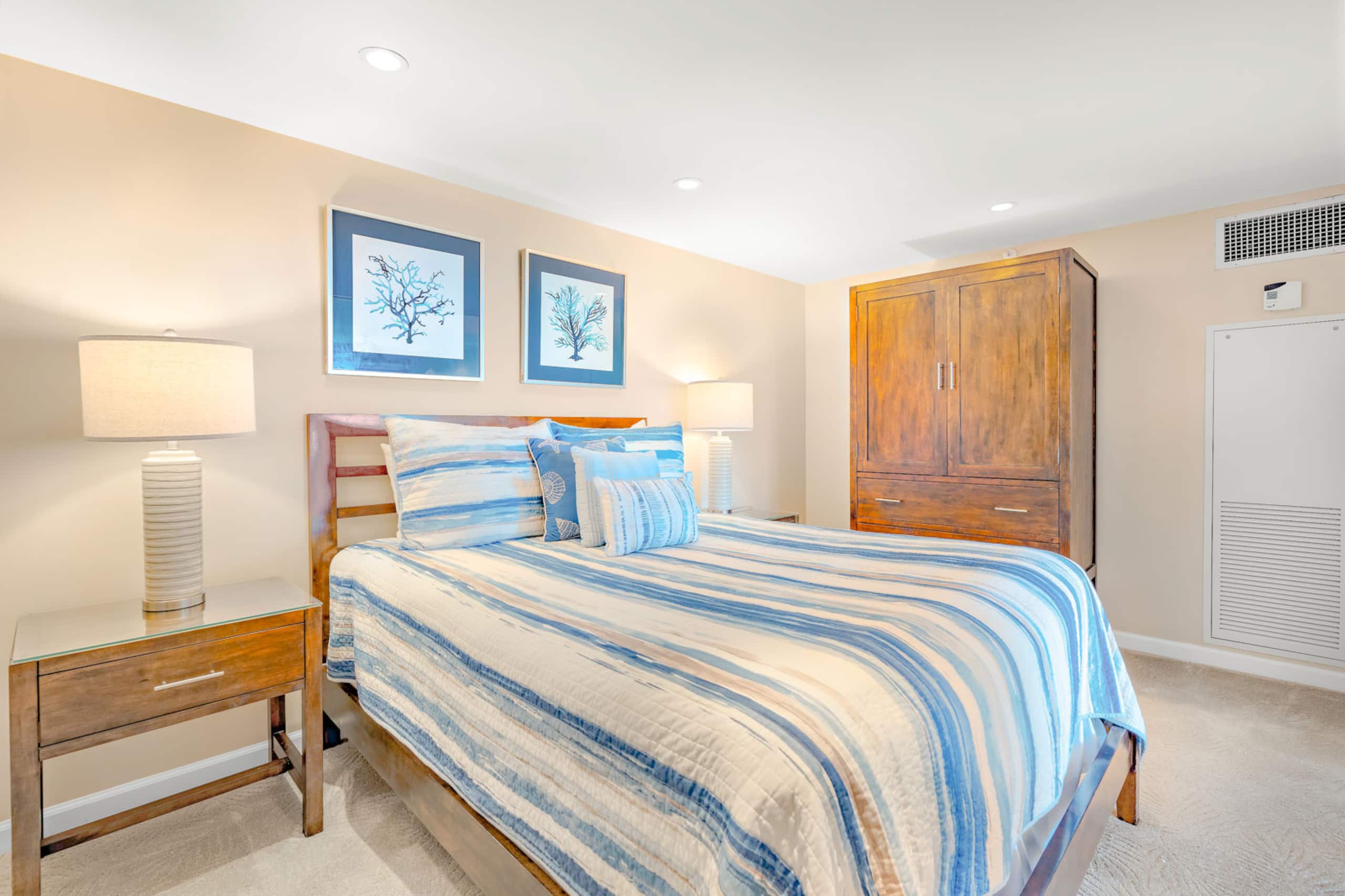 Condo in Lahaina · ★4.88 · 3 bedrooms · 5 beds · 2 shared baths - Image 33