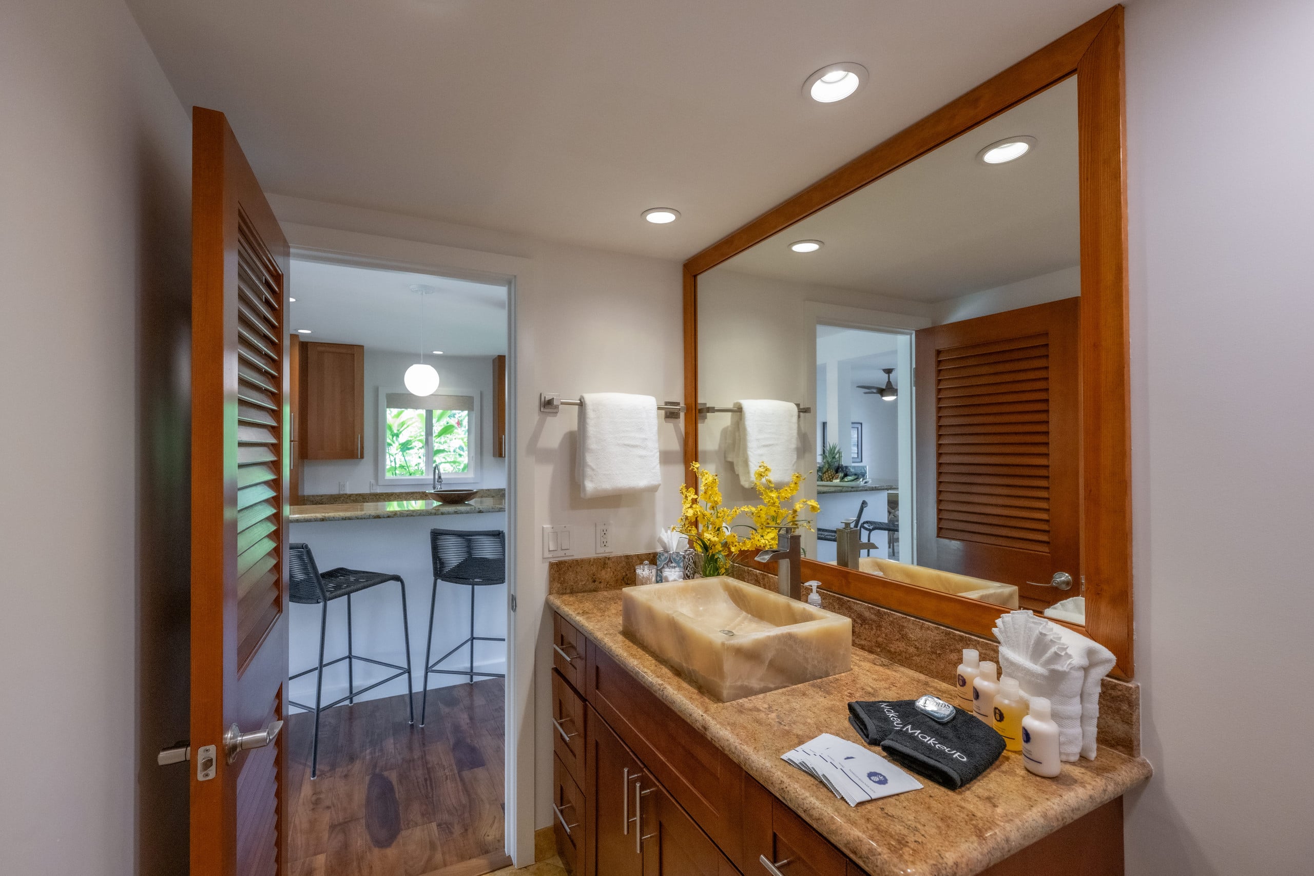 Condo in Lahaina · ★5.0 · 3 bedrooms · 5 beds · 3 baths - Image 23