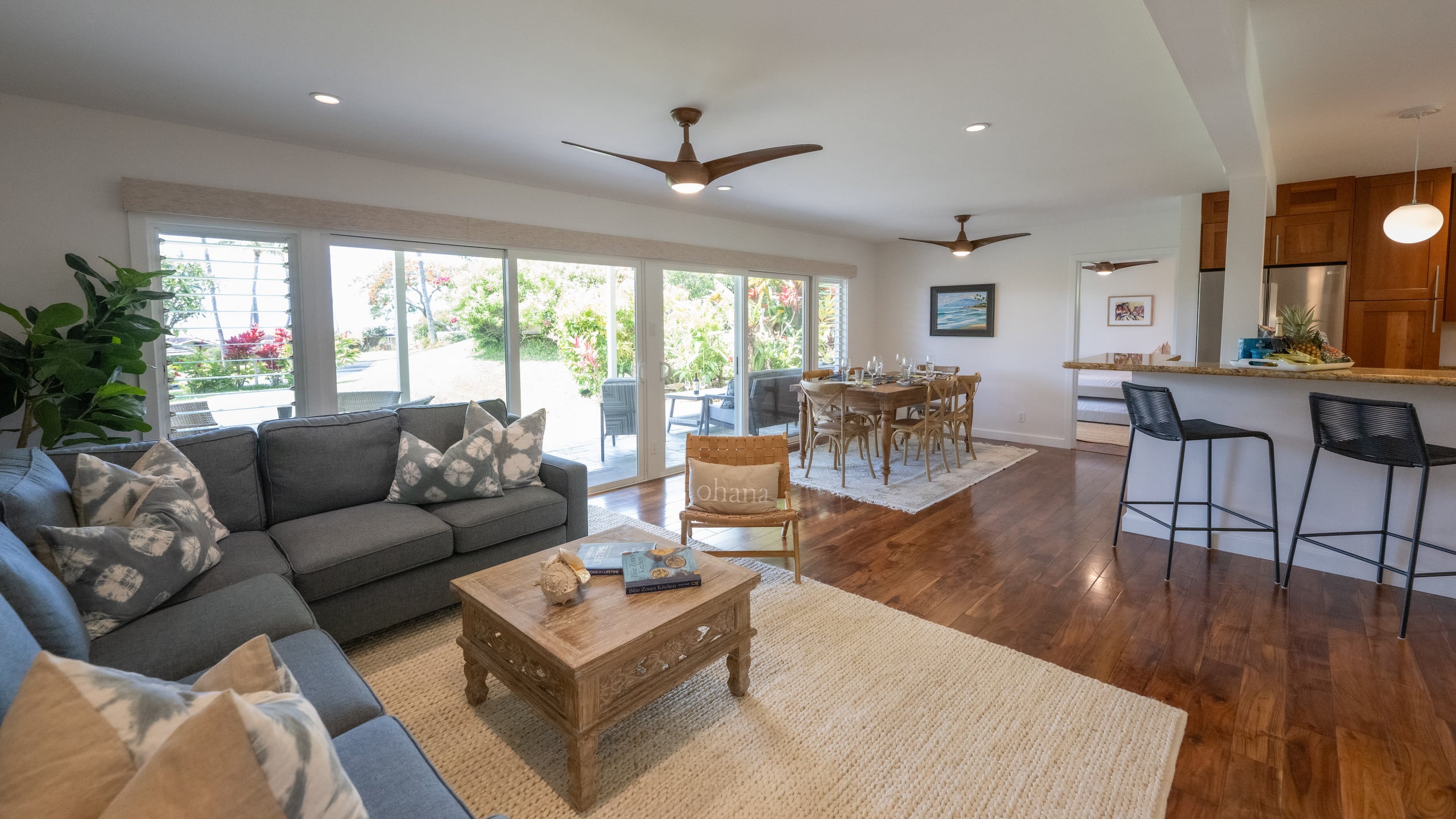 Condo in Lahaina · ★5.0 · 3 bedrooms · 5 beds · 3 baths - Image 2