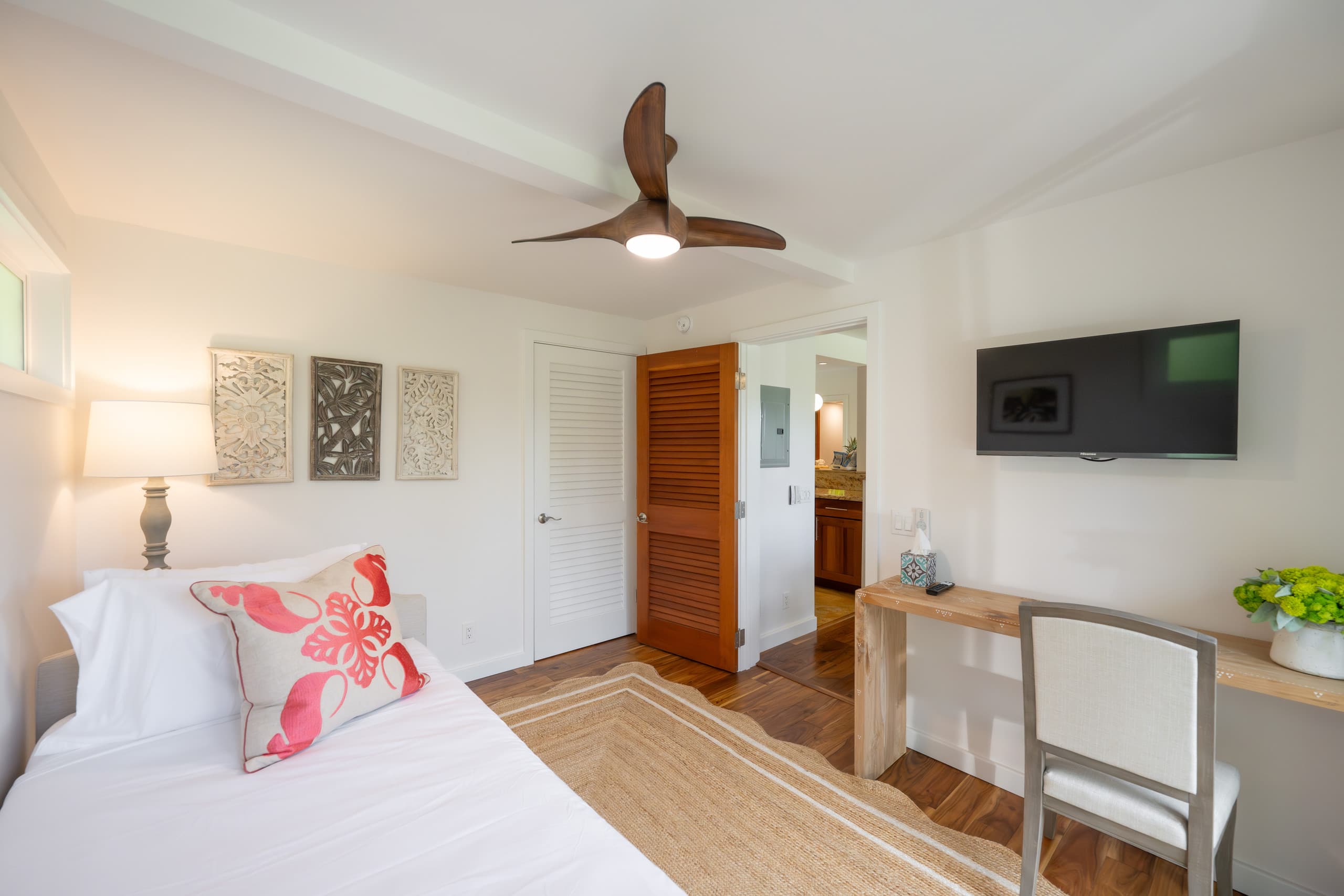 Condo in Lahaina · ★5.0 · 3 bedrooms · 5 beds · 3 baths - Image 19