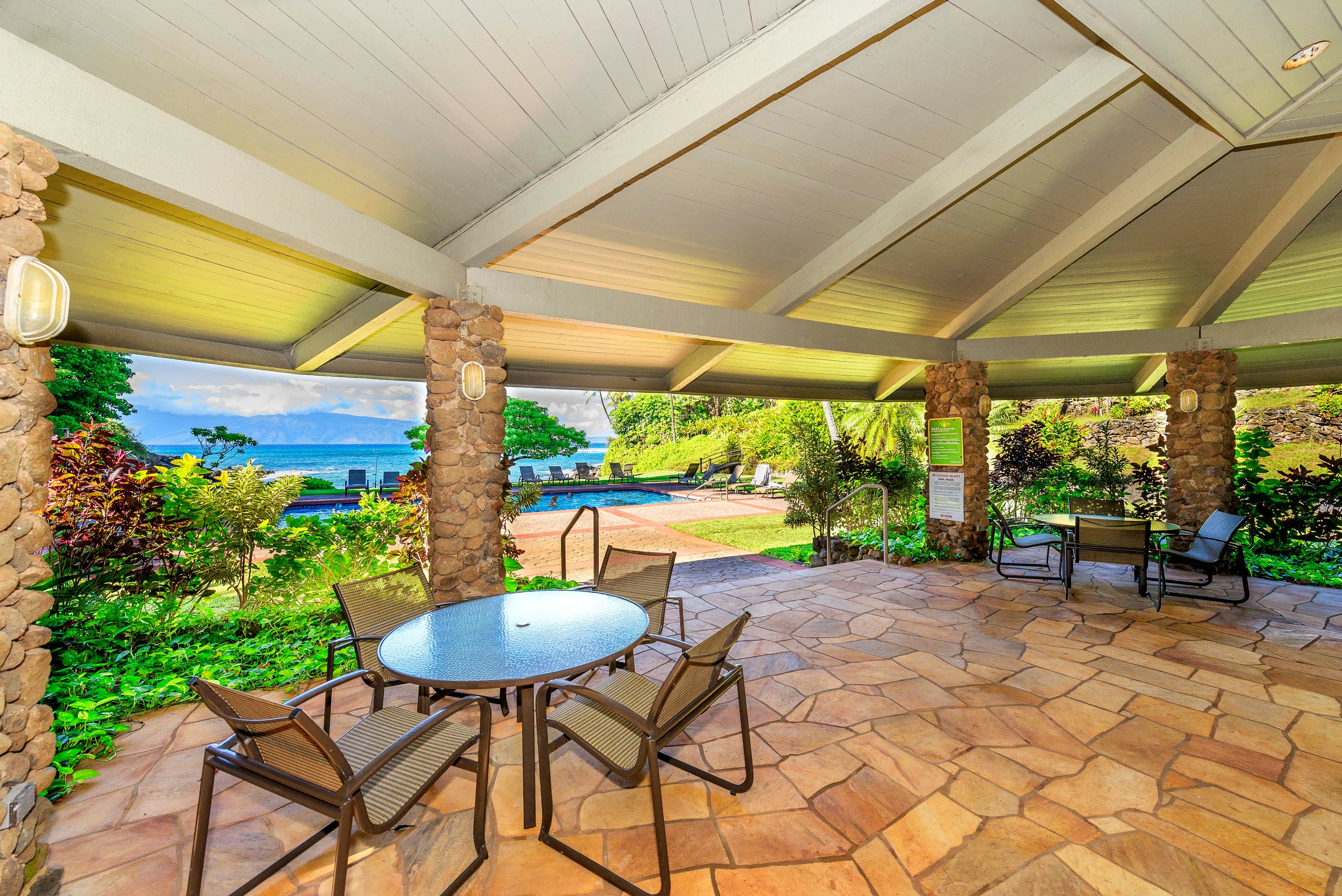 Condo in Lahaina · ★5.0 · 3 bedrooms · 5 beds · 3 baths - Image 38