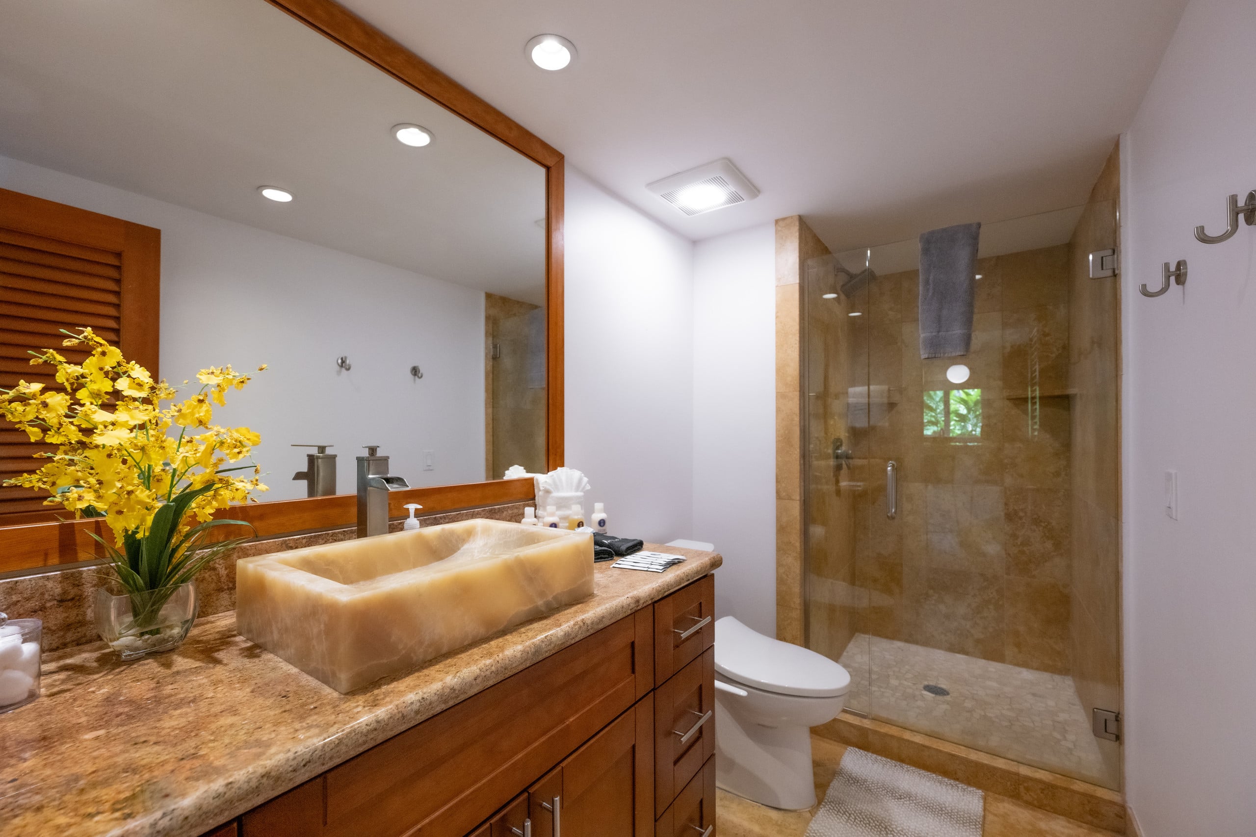 Condo in Lahaina · ★5.0 · 3 bedrooms · 5 beds · 3 baths - Image 24