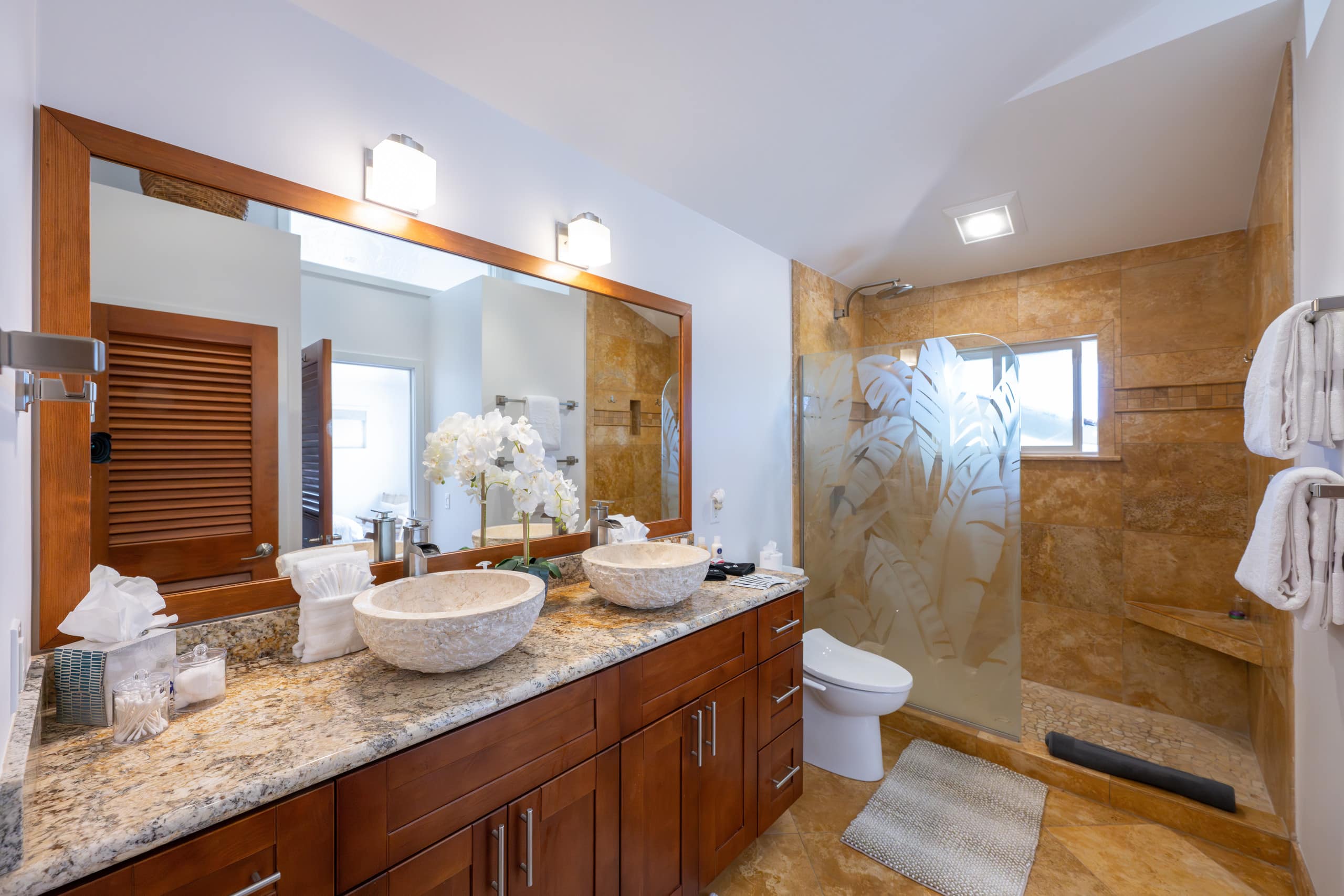 Condo in Lahaina · ★5.0 · 3 bedrooms · 5 beds · 3 baths - Image 25