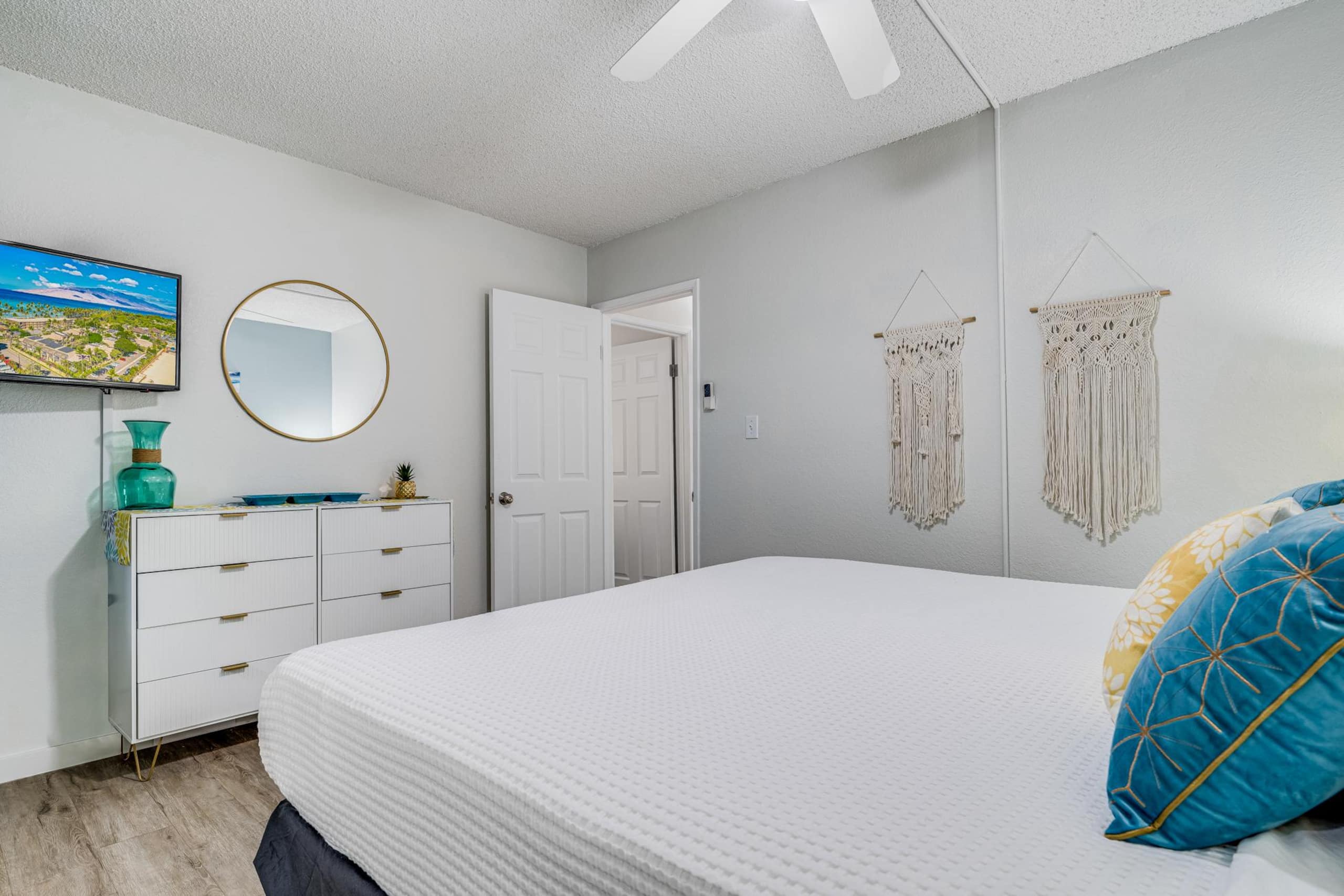 Condo in Kihei · ★4.0 · 2 bedrooms · 3 beds · 1 bath - Image 17