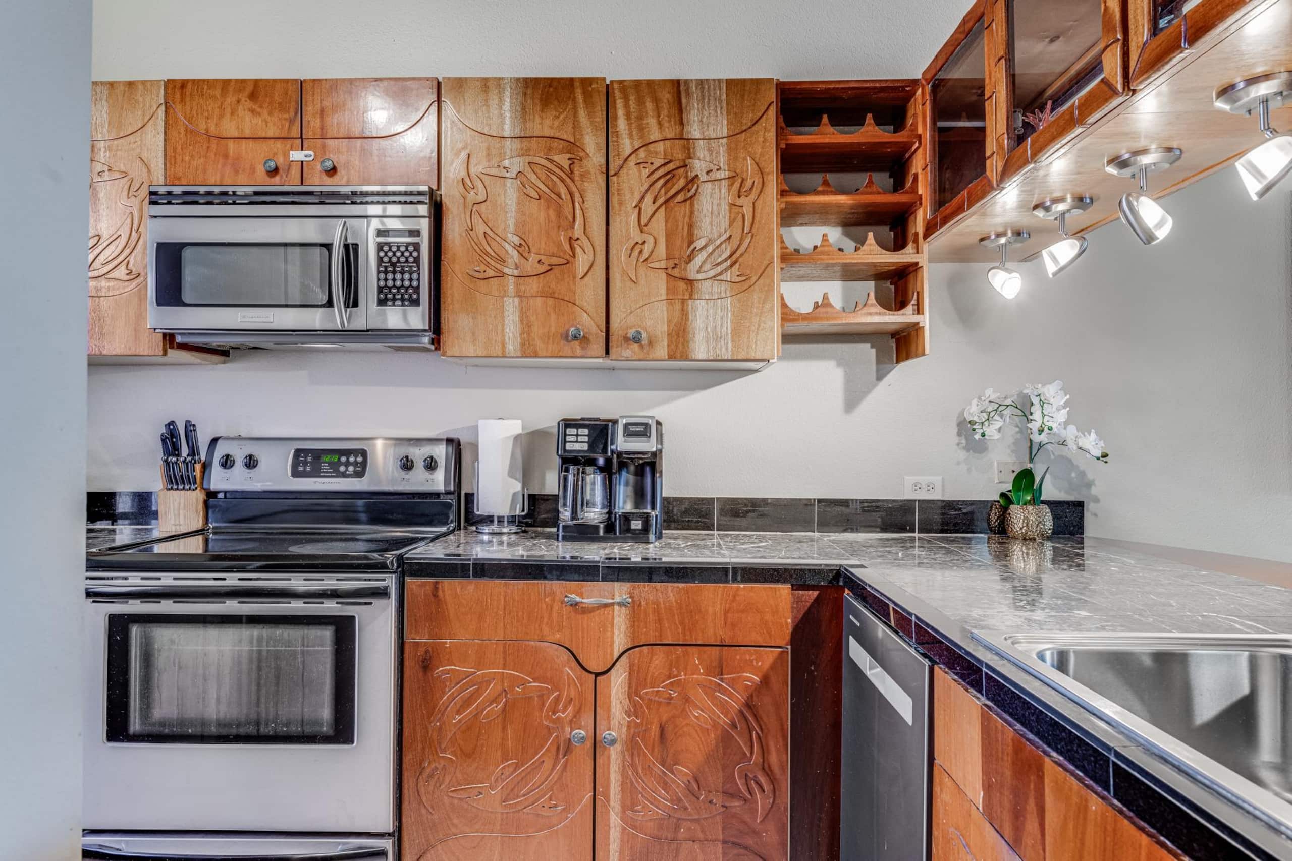 Condo in Kihei · ★4.68 · 3 bedrooms · 5 beds · 3 shared baths - Image 14