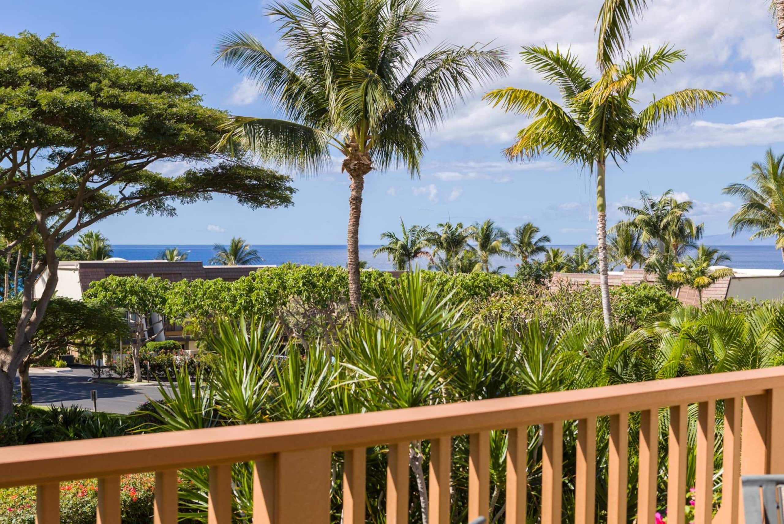 Condo in Kihei · ★4.3 · 2 bedrooms · 3 beds · 2 shared baths - Image 17