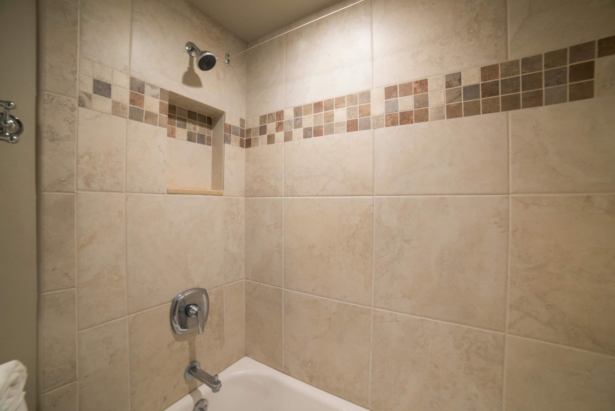 Condo in Kihei · ★4.92 · 3 bedrooms · 4 beds · 2 shared baths - Image 35