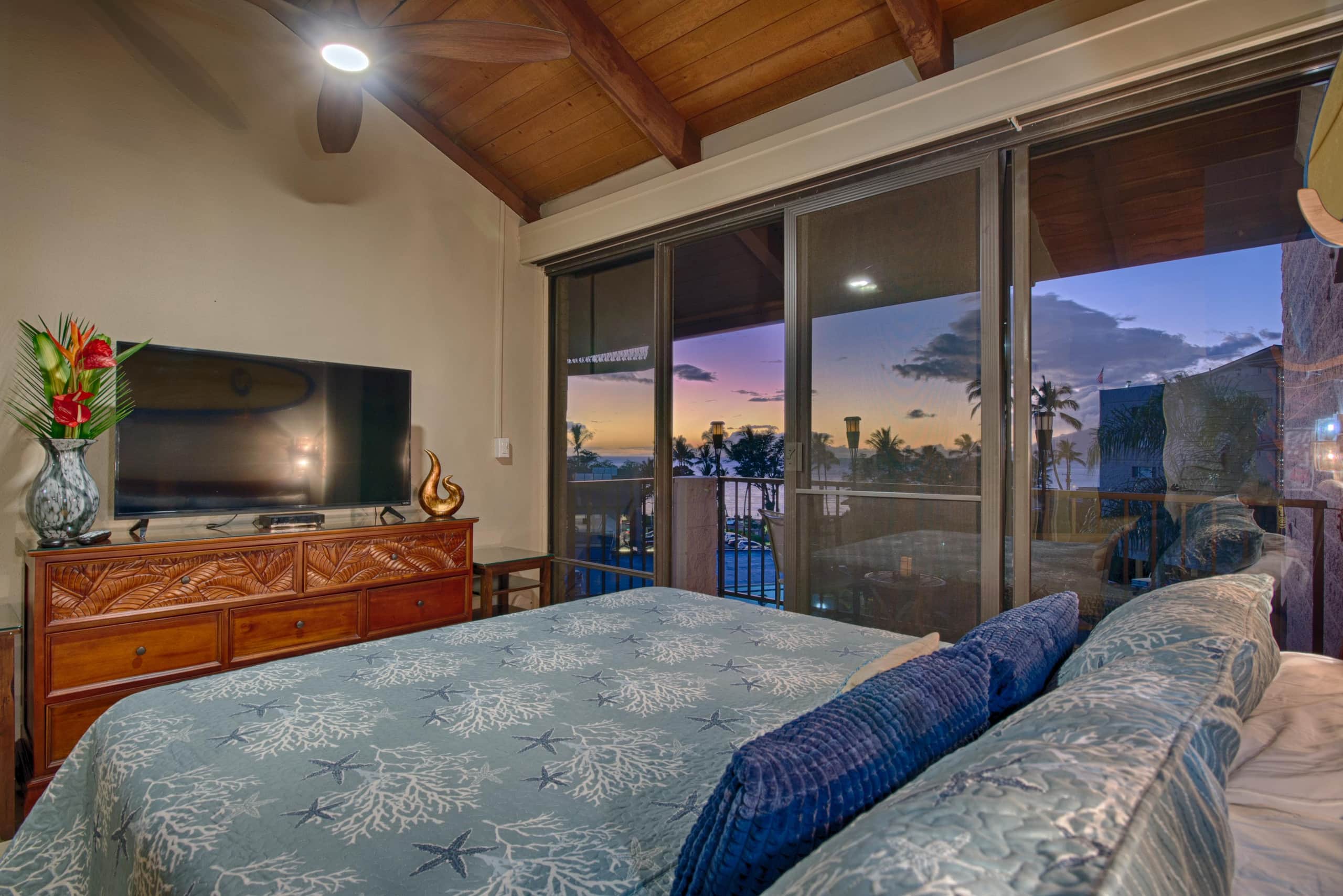 Condo in Kihei · ★4.92 · 3 bedrooms · 4 beds · 2 shared baths - Image 7