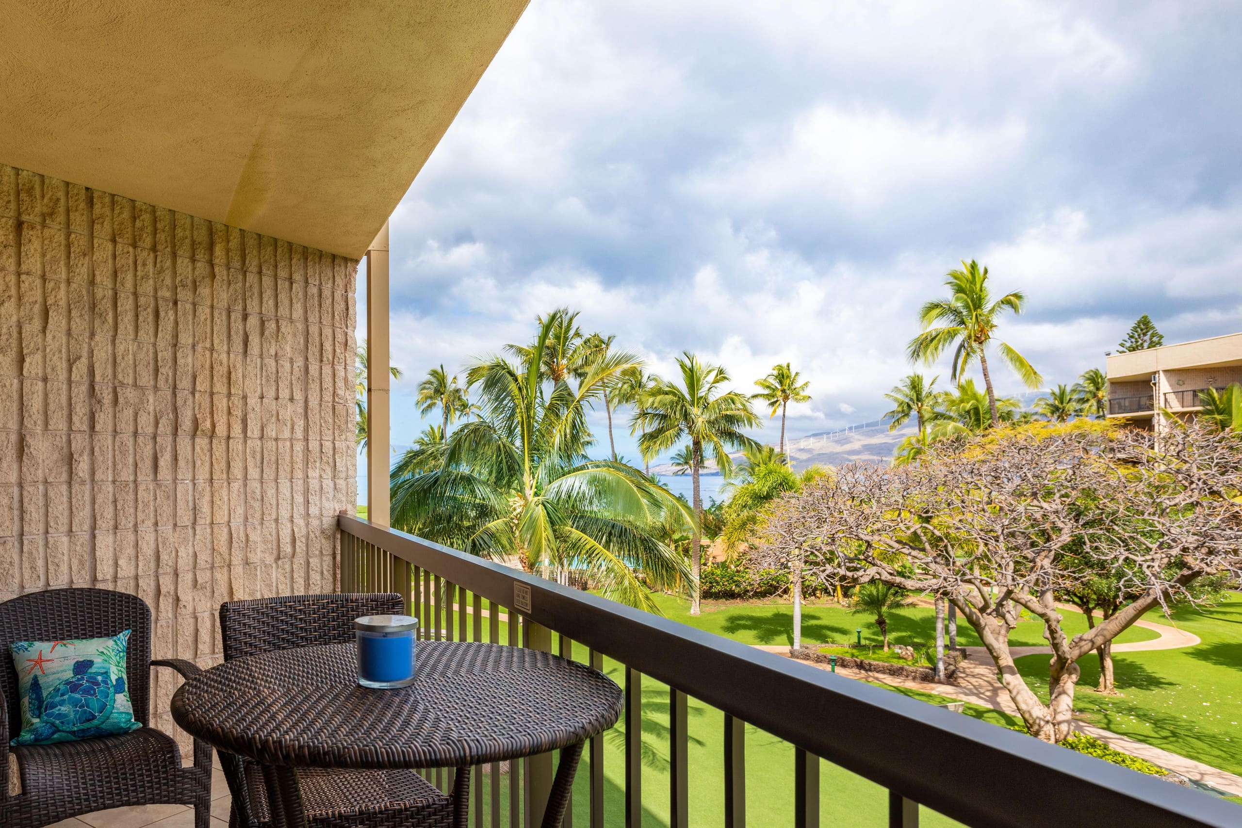 Condo in Kihei · ★4.33 · 1 bedroom · 3 beds · 2 shared baths - Image 25