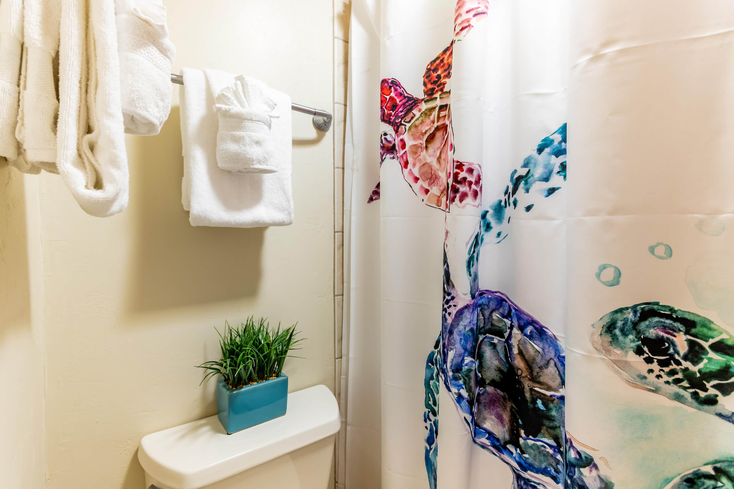 Condo in Kihei · ★4.33 · 1 bedroom · 3 beds · 2 shared baths - Image 20