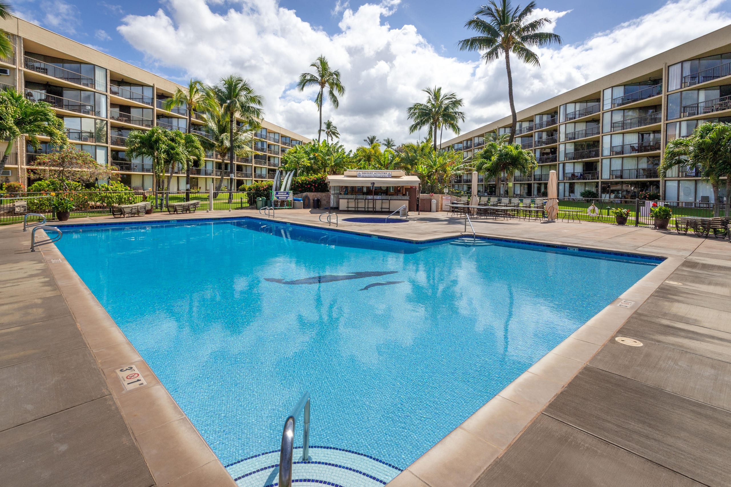 Condo in Kihei · ★4.33 · 1 bedroom · 3 beds · 2 shared baths - Image 5