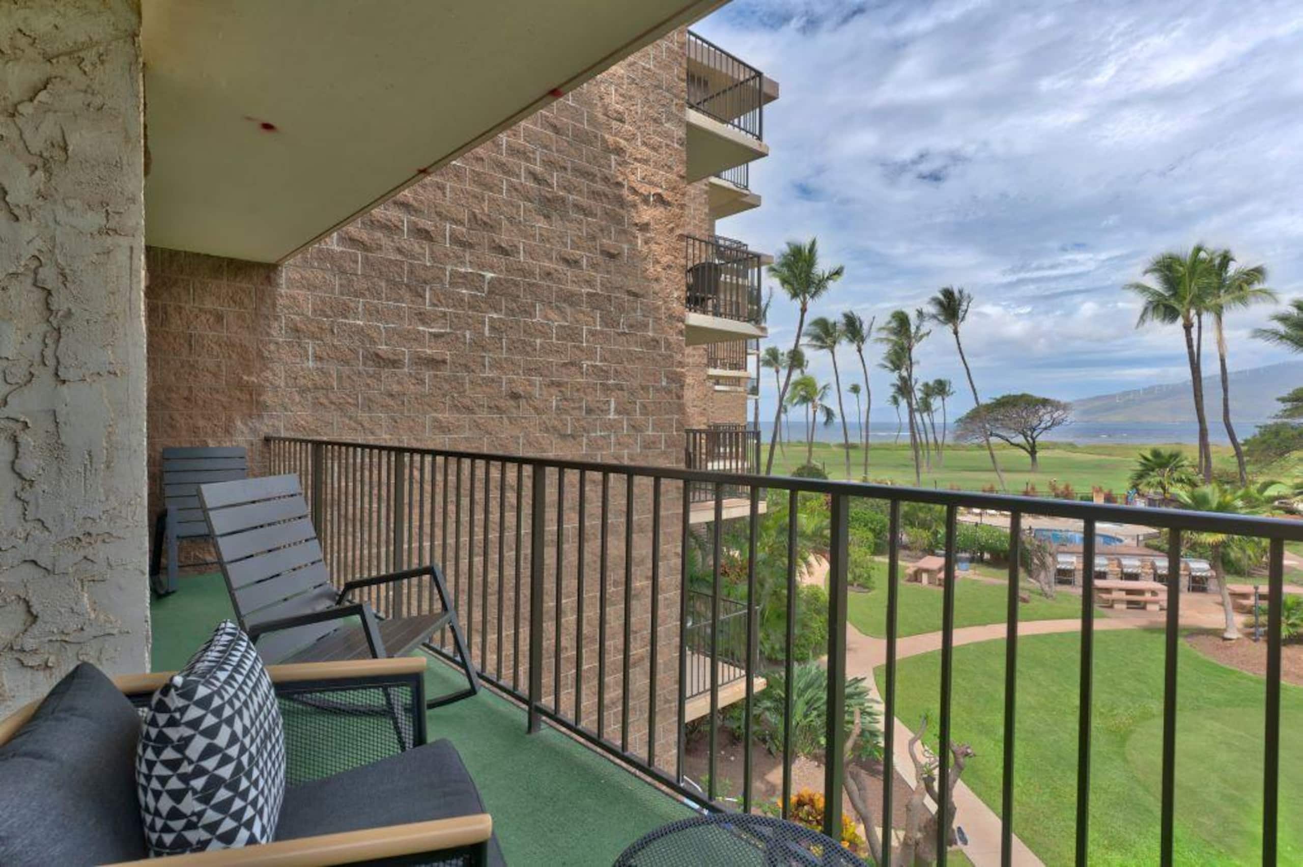 Condo in Kihei · ★4.92 · 1 bedroom · 2 beds · 1 bath - Image 26