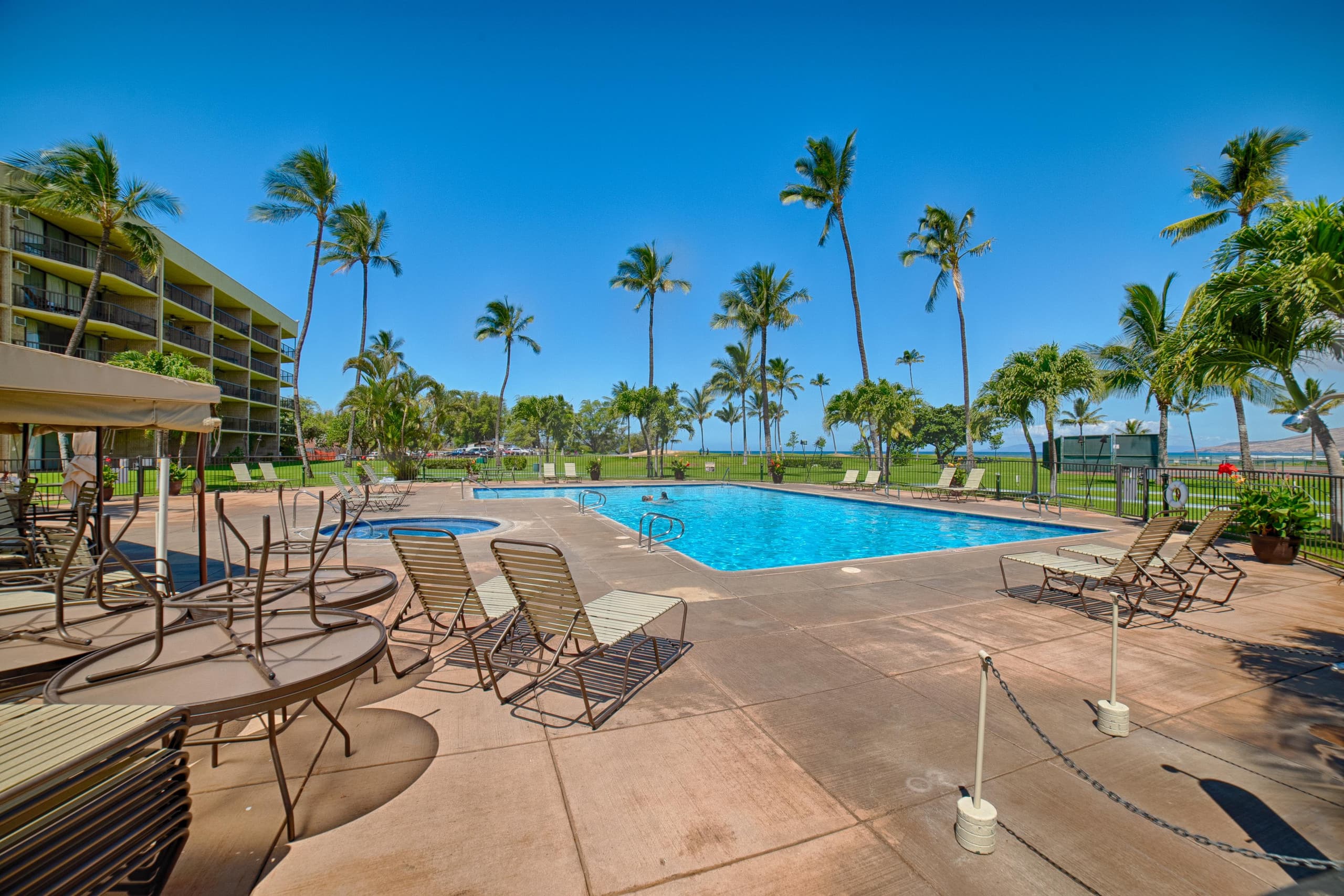 Condo in Kihei · ★4.8 · 1 bedroom · 2 beds · 1 bath - Image 5