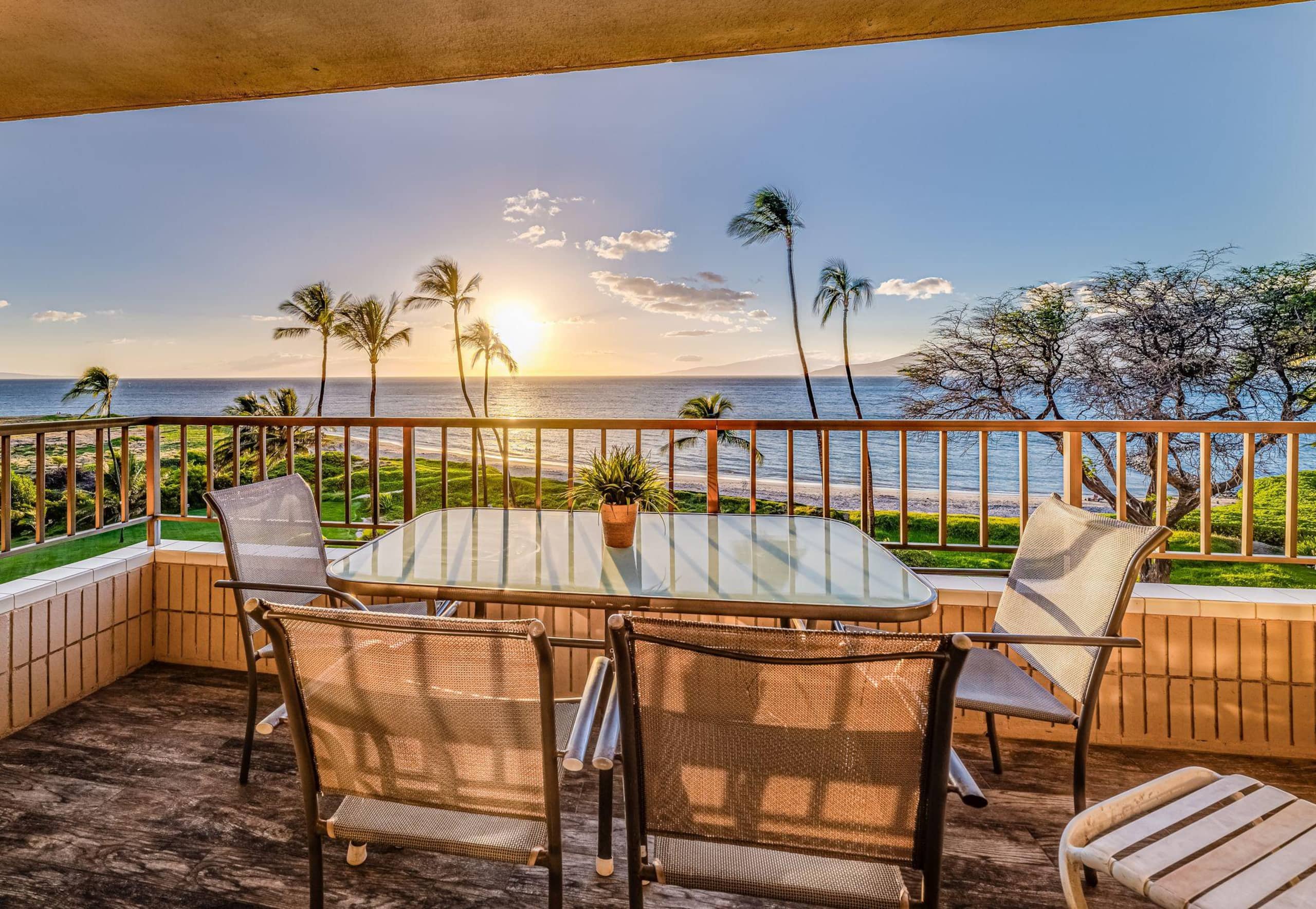 Condo in Kihei · ★4.0 · 1 bedroom · 2 beds · 1 bath - Image 1