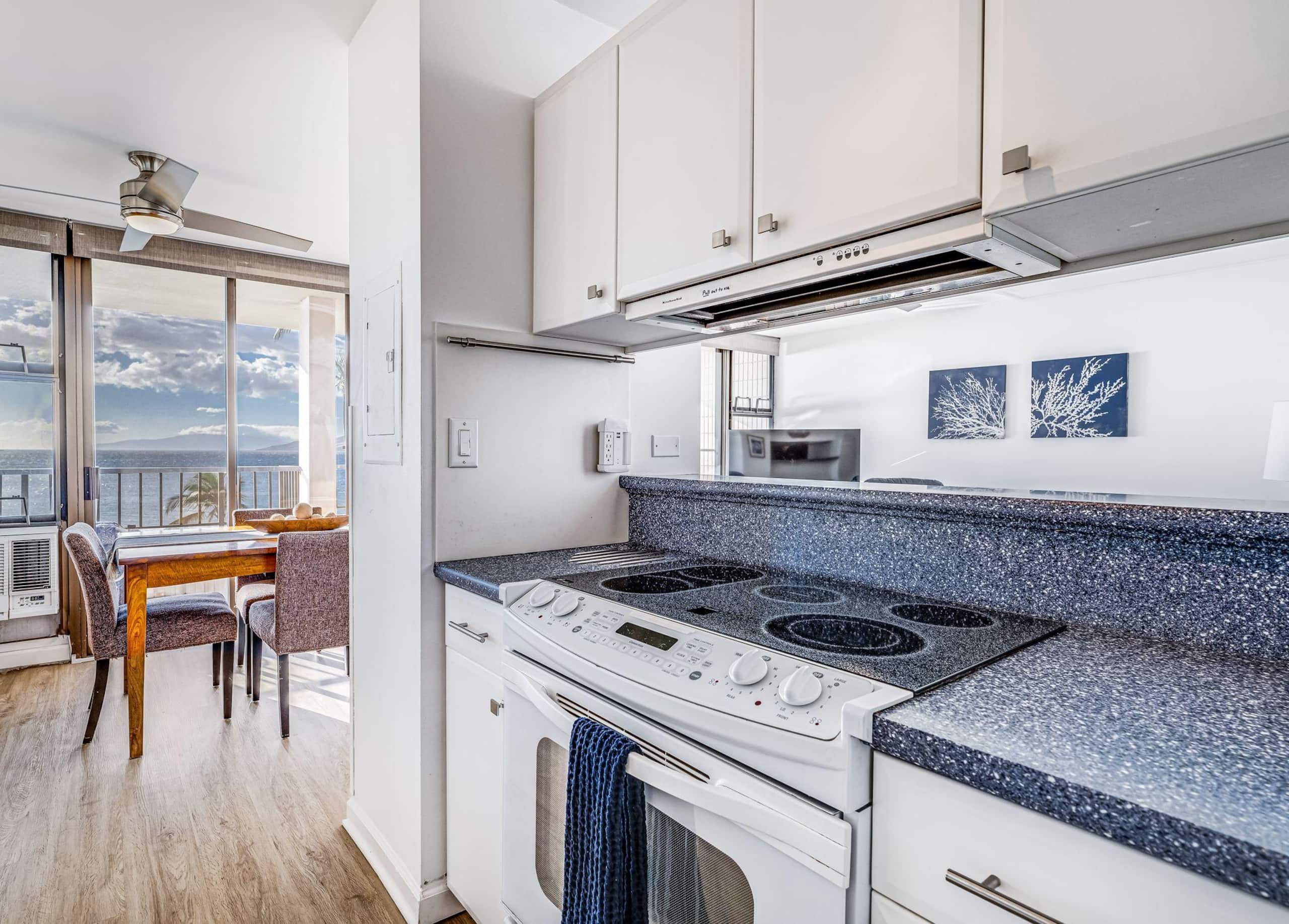 Condo in Kihei · ★4.0 · 1 bedroom · 2 beds · 1 bath - Image 21