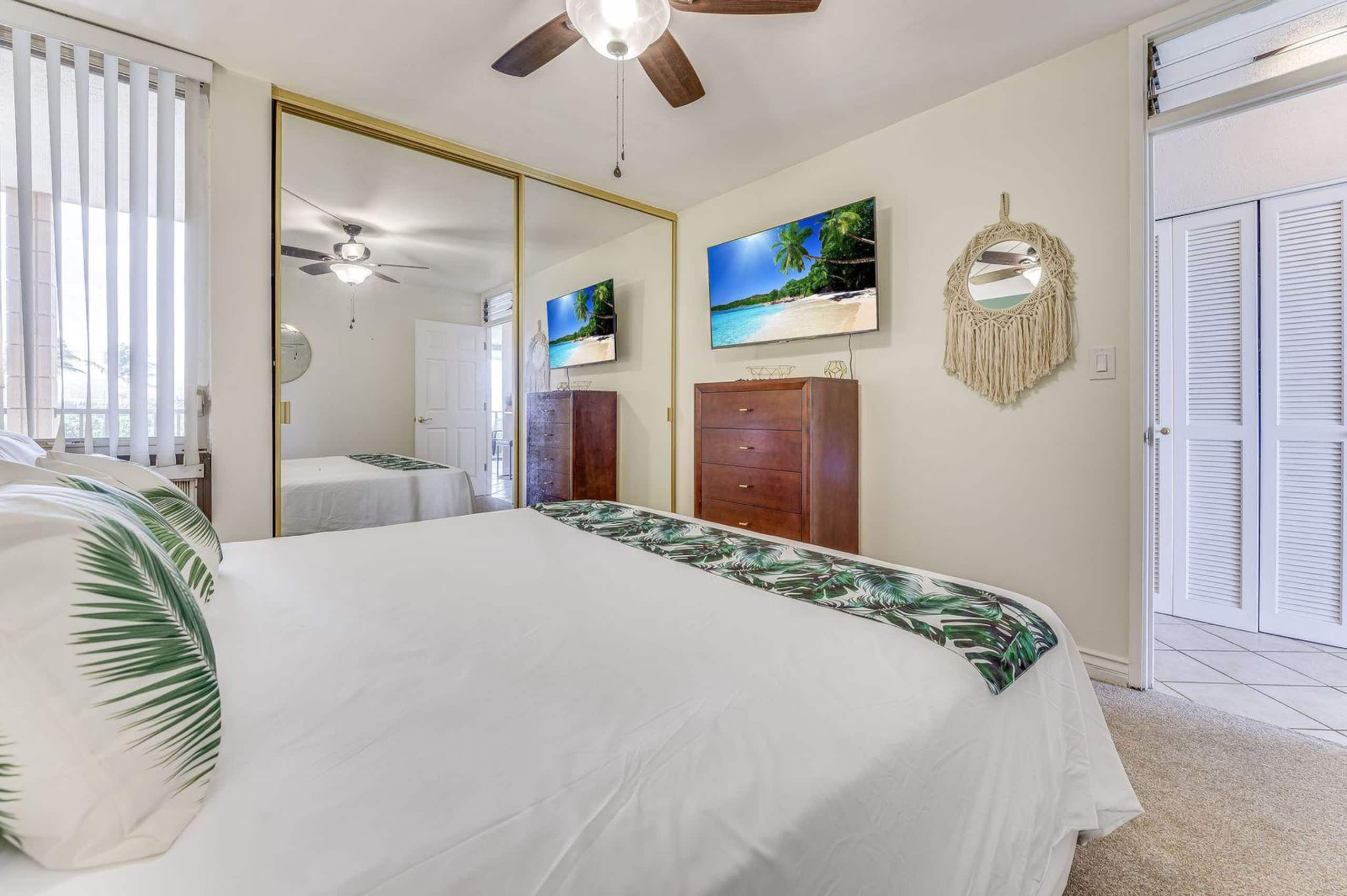 Condo in Kihei · ★4.86 · 1 bedroom · 2 beds · 1 bath - Image 20