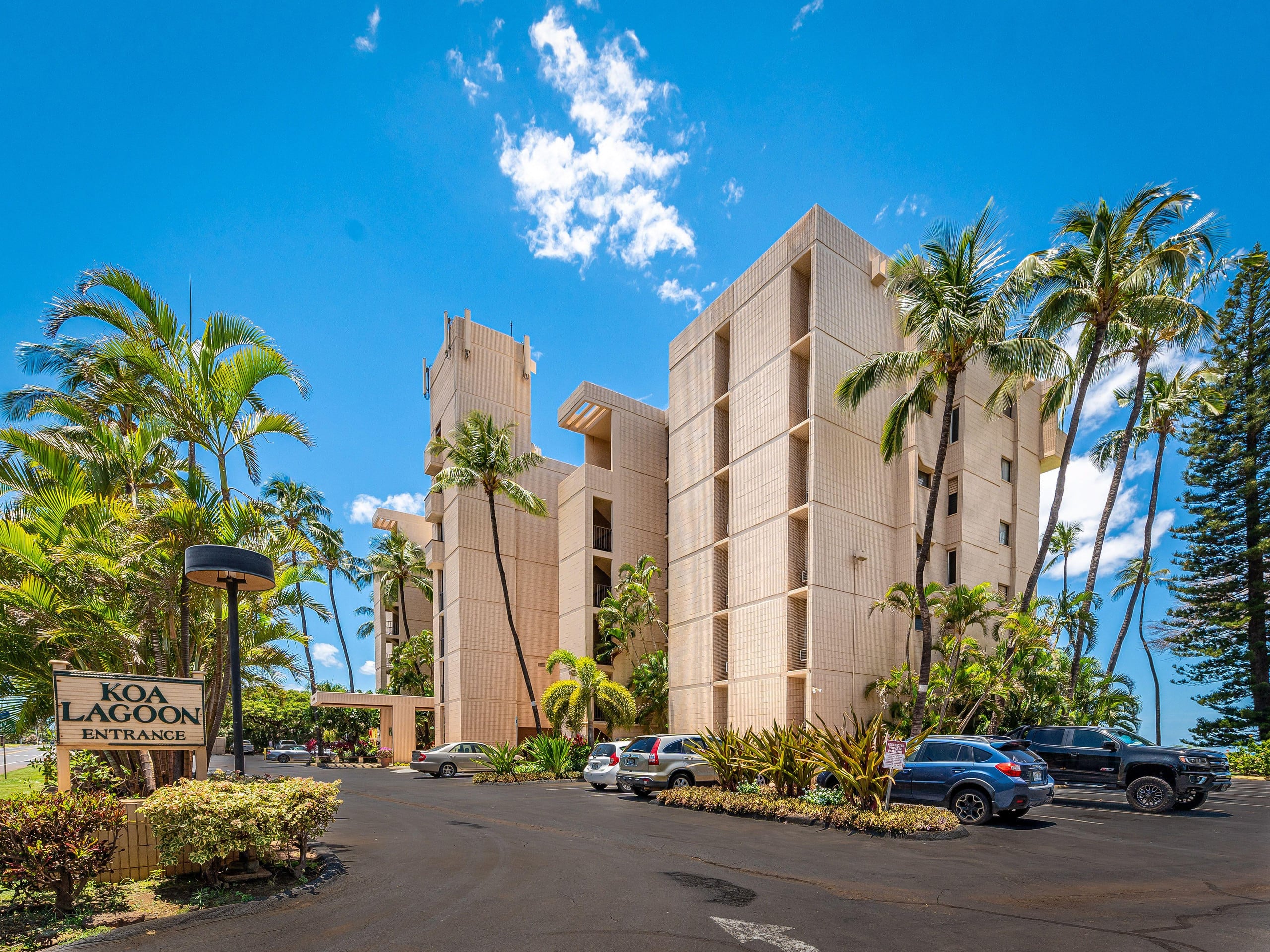 Condo in Kihei · ★4.86 · 1 bedroom · 2 beds · 1 bath - Image 36