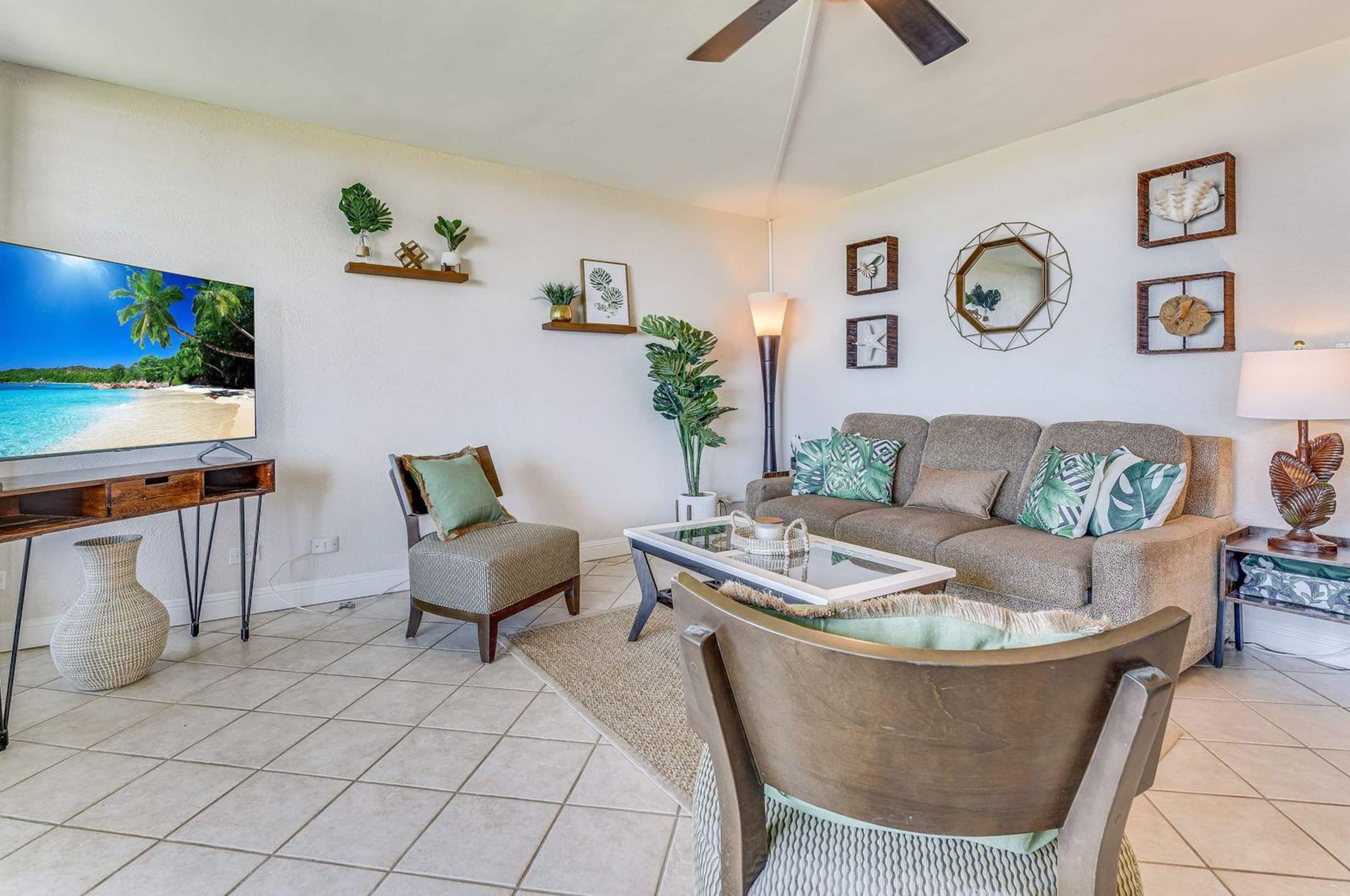 Condo in Kihei · ★4.86 · 1 bedroom · 2 beds · 1 bath - Image 11