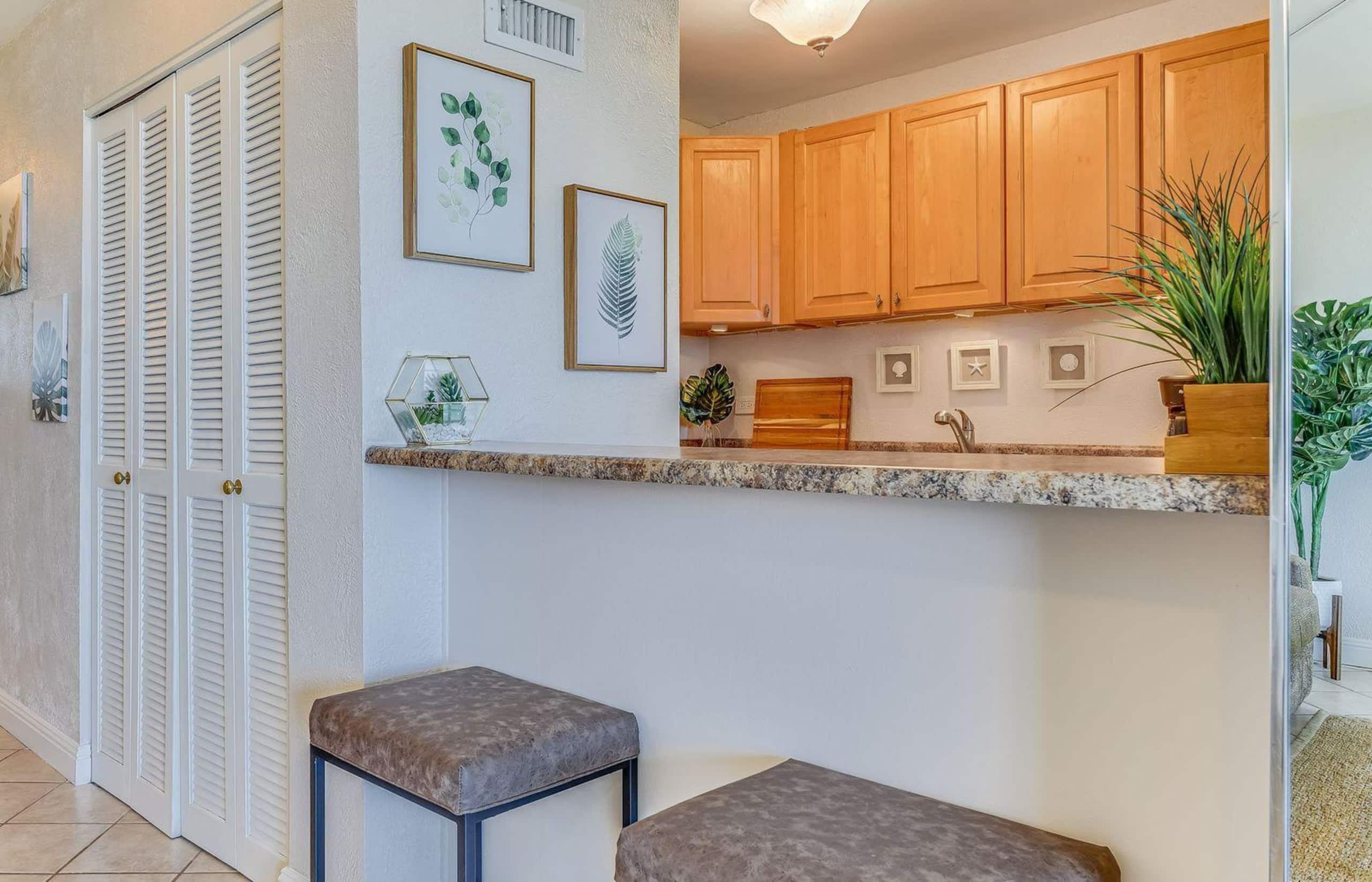Condo in Kihei · ★4.86 · 1 bedroom · 2 beds · 1 bath - Image 15