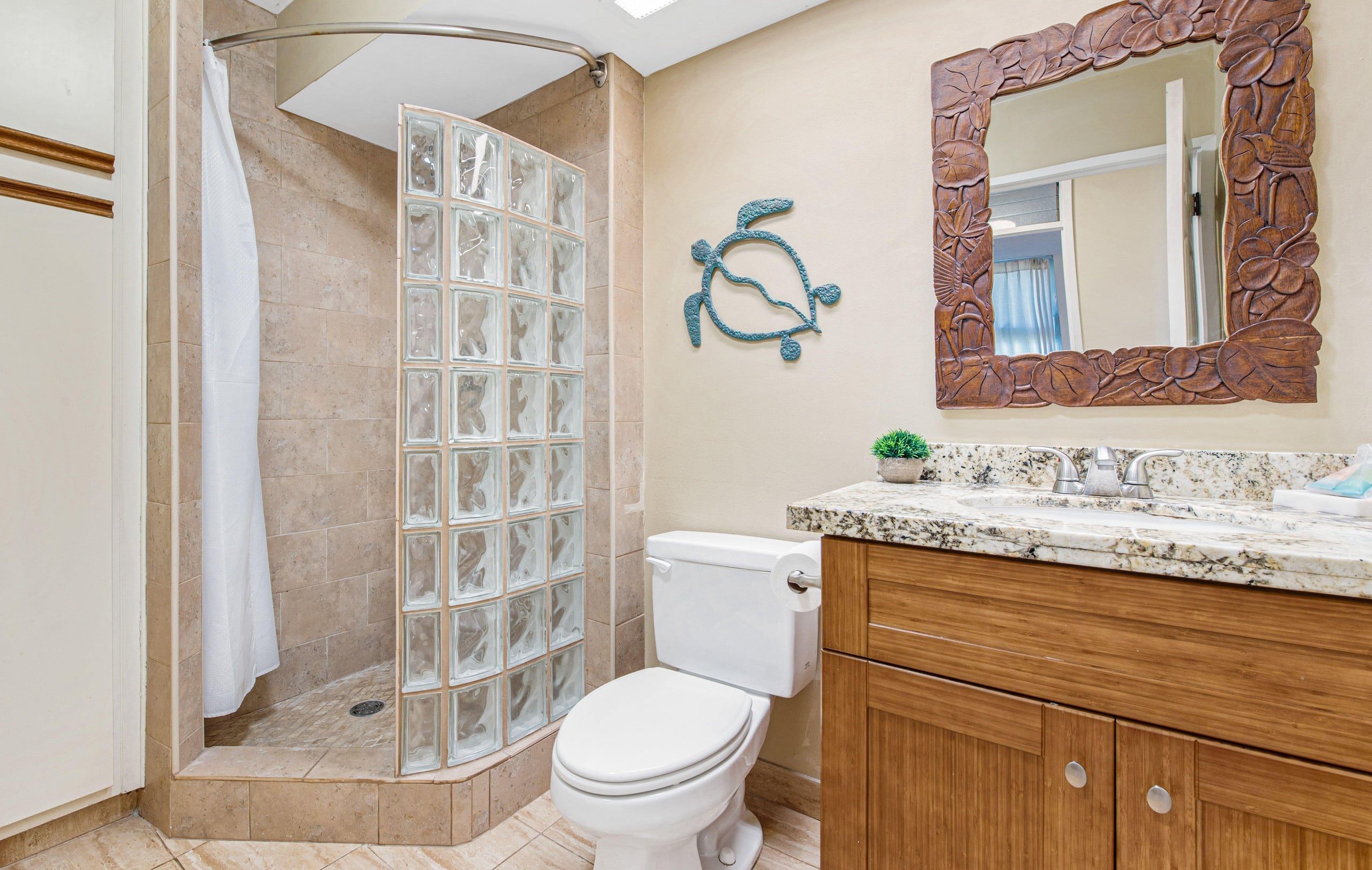 Condo in Kihei · ★4.86 · 2 bedrooms · 3 beds · 2 baths - Image 25