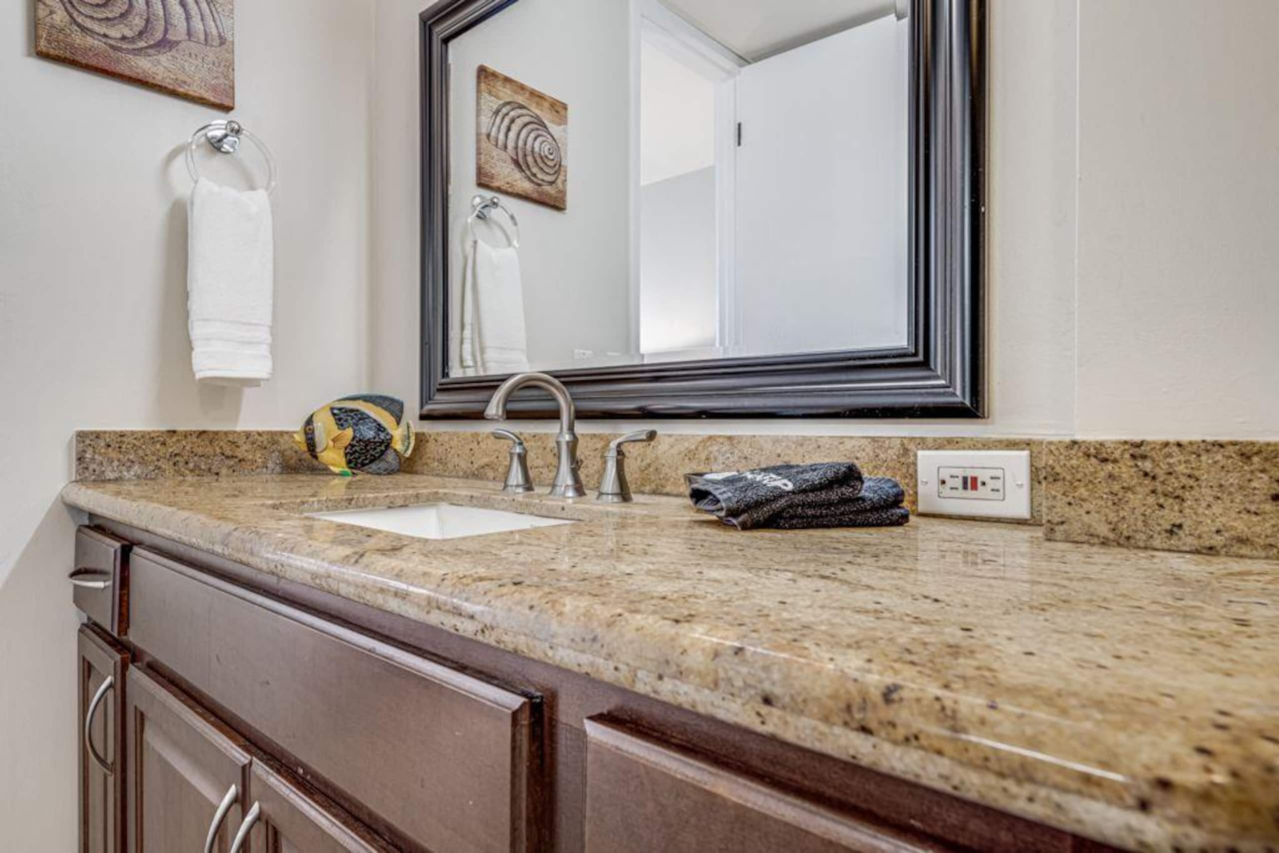 Condo in Kihei · ★5.0 · 2 bedrooms · 3 beds · 2 baths - Image 26
