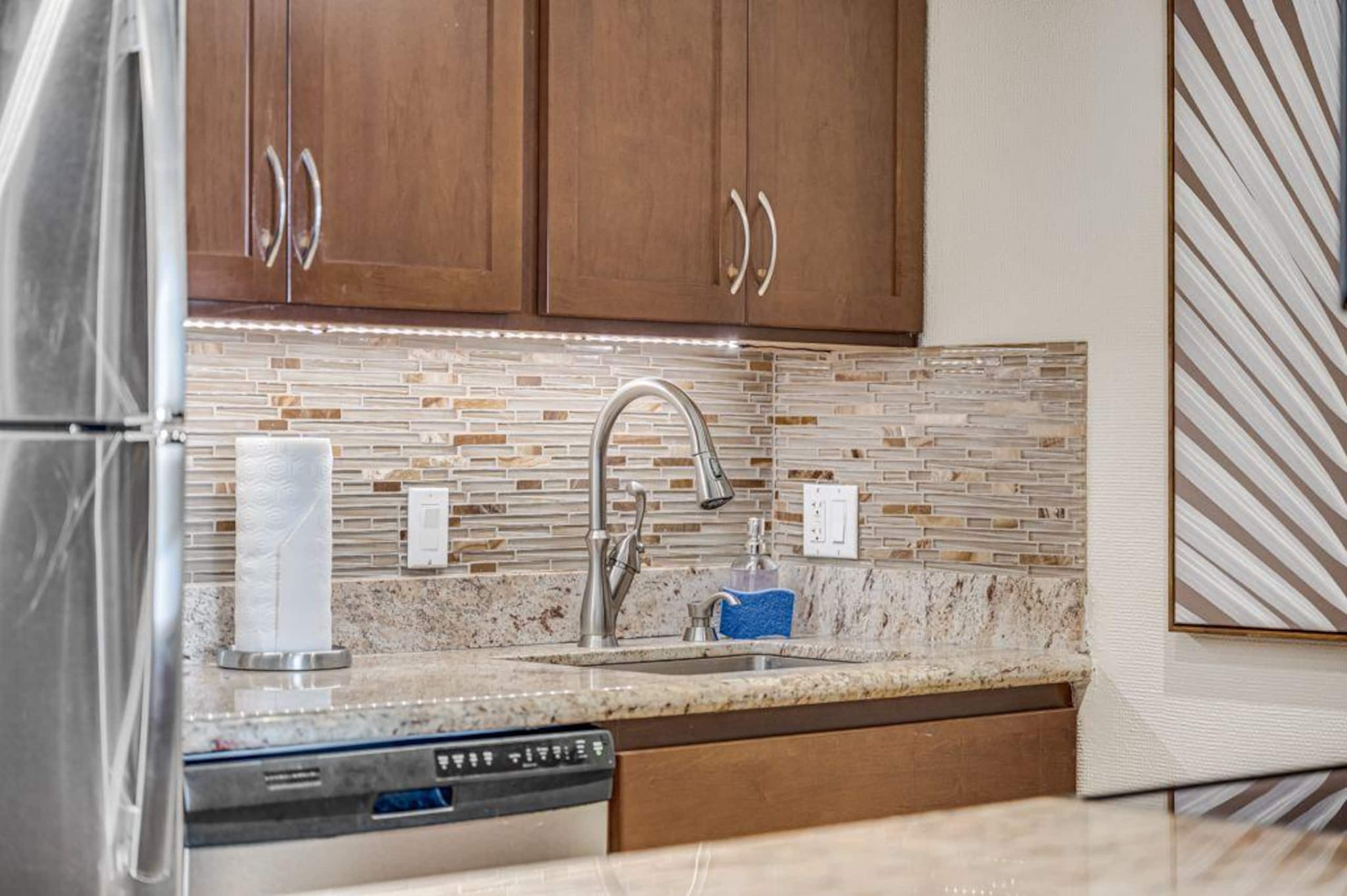 Condo in Kihei · ★5.0 · 2 bedrooms · 3 beds · 2 baths - Image 15
