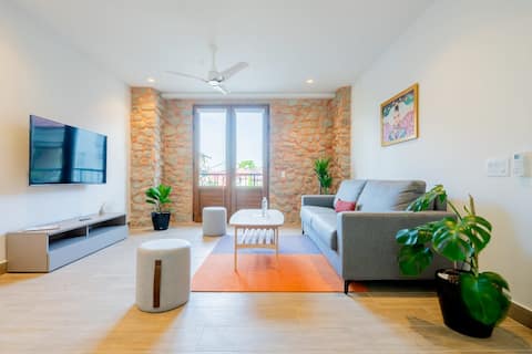 w* | Monochrome 2BR in Casco Viejo