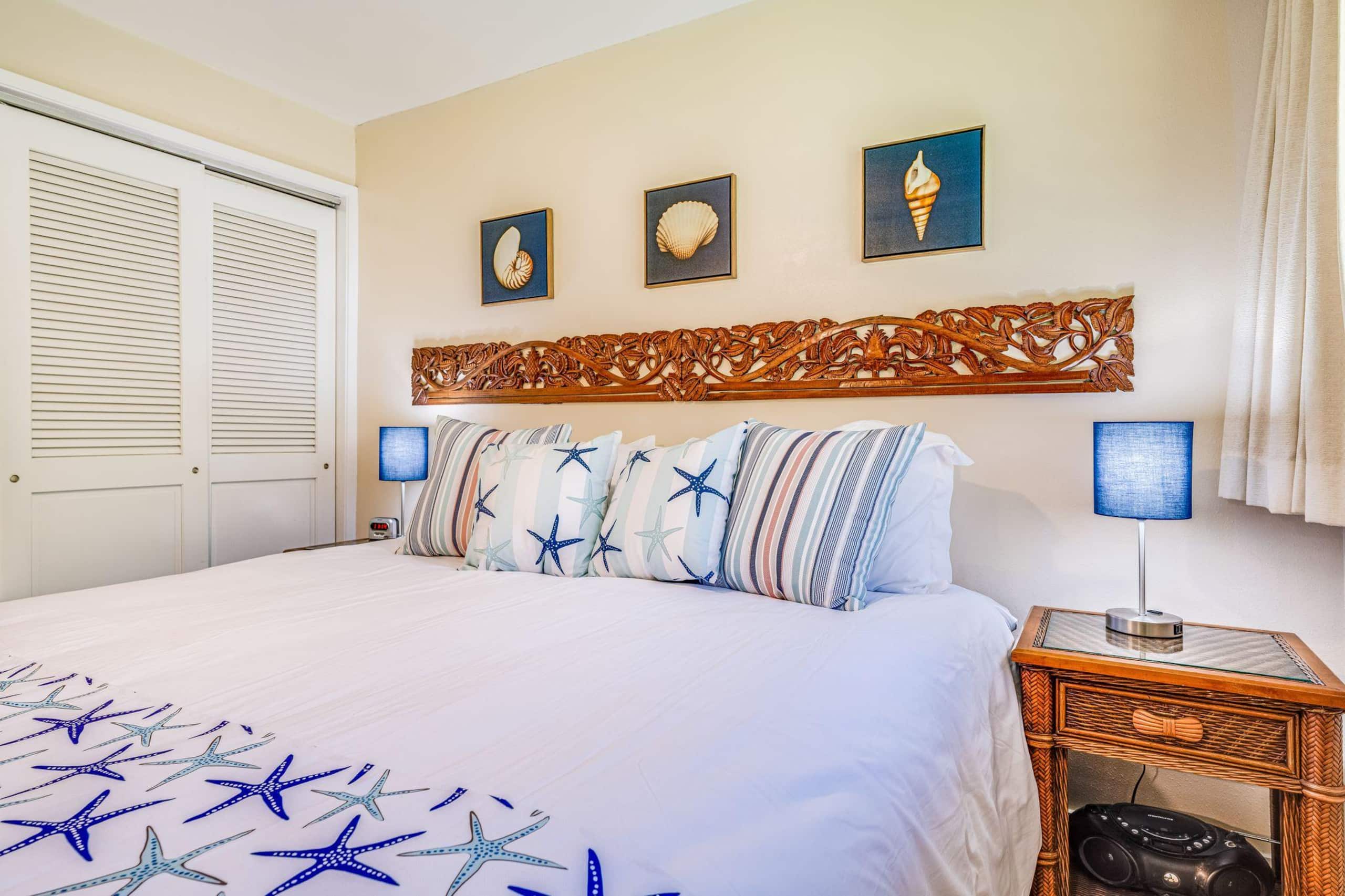Condo in Kihei · ★4.82 · 1 bedroom · 2 beds · 1 shared bath - Image 14