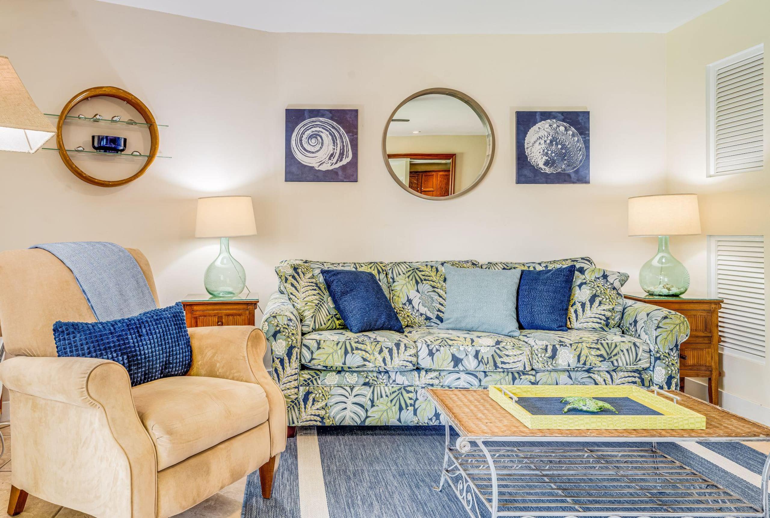 Condo in Kihei · ★4.82 · 1 bedroom · 2 beds · 1 shared bath - Image 7