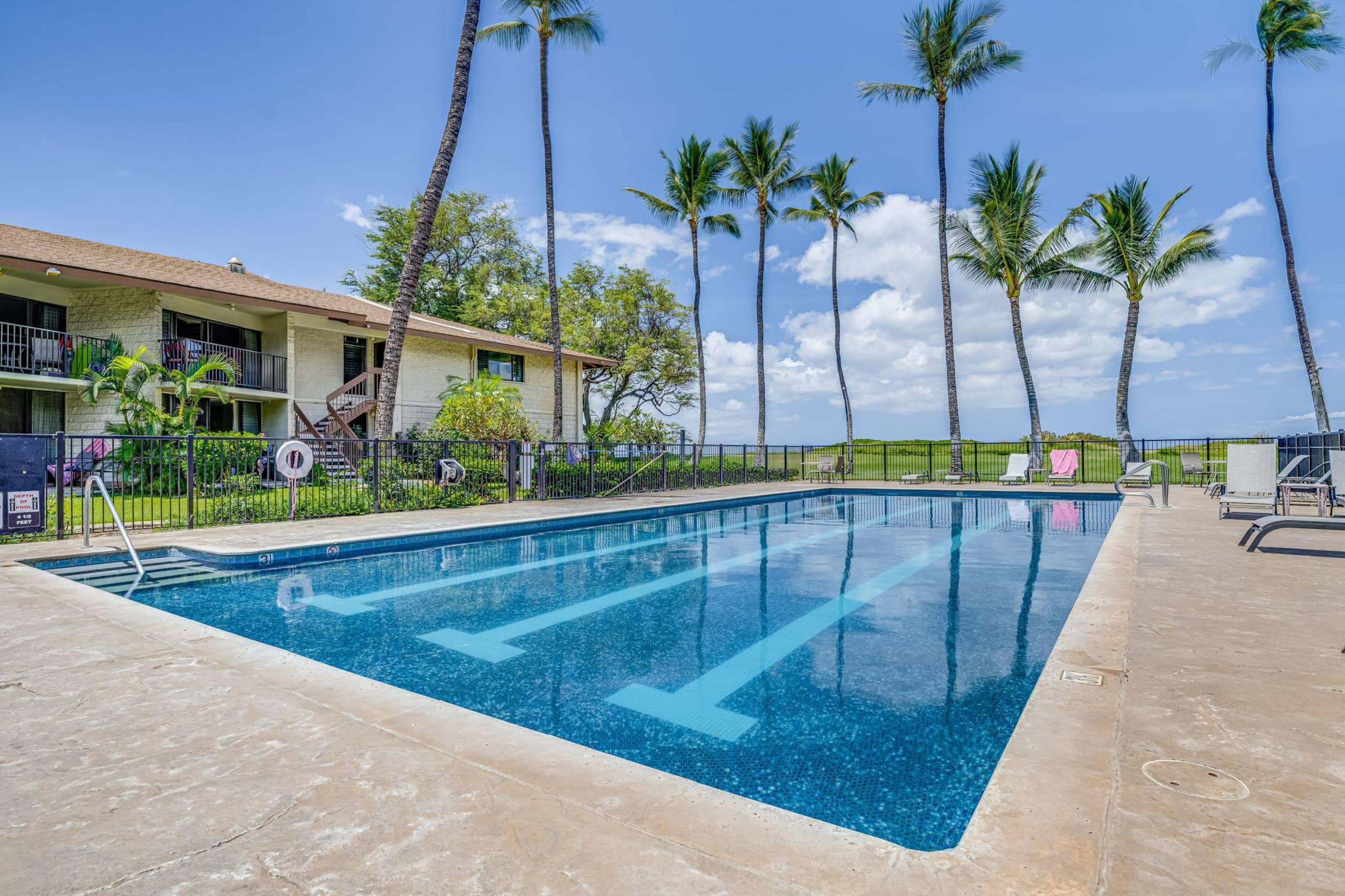 Condo in Kihei · ★4.82 · 1 bedroom · 2 beds · 1 shared bath - Image 30