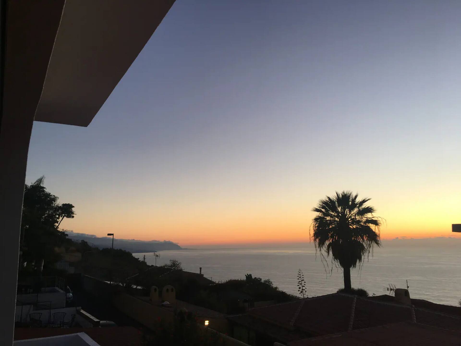 Casa de férias 'Casa Carolina' com vista mar, terraço privado e Wi-Fi