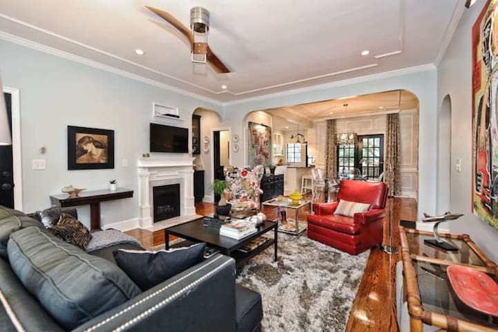 The Home Collection managed Airbnb listing 3